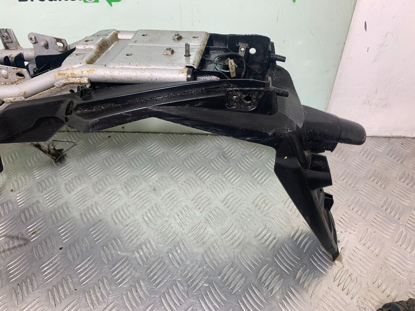 YAMAHA XT125 X XT 125 X  REAR SUBFRAME 2005-2011 (CMB1097)