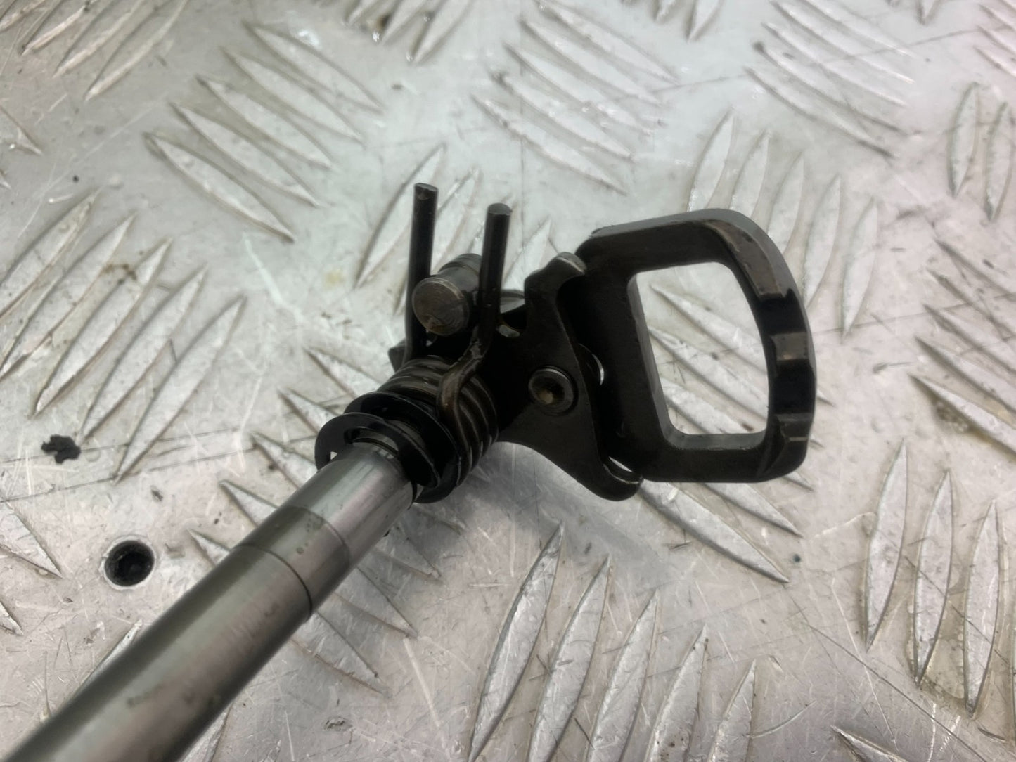 TRIUMPH 1050 SPRINT GT GEAR SHAFT YEAR 2010-2016 (CMB1250)