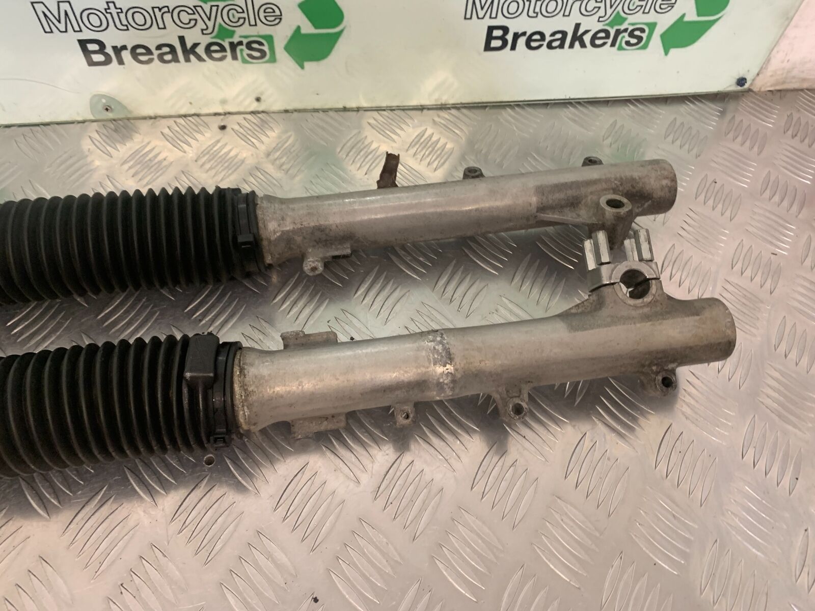 HONDA XL650 V TRANSALP FORKS  YEAR 2001-2006 (STOCK 975)
