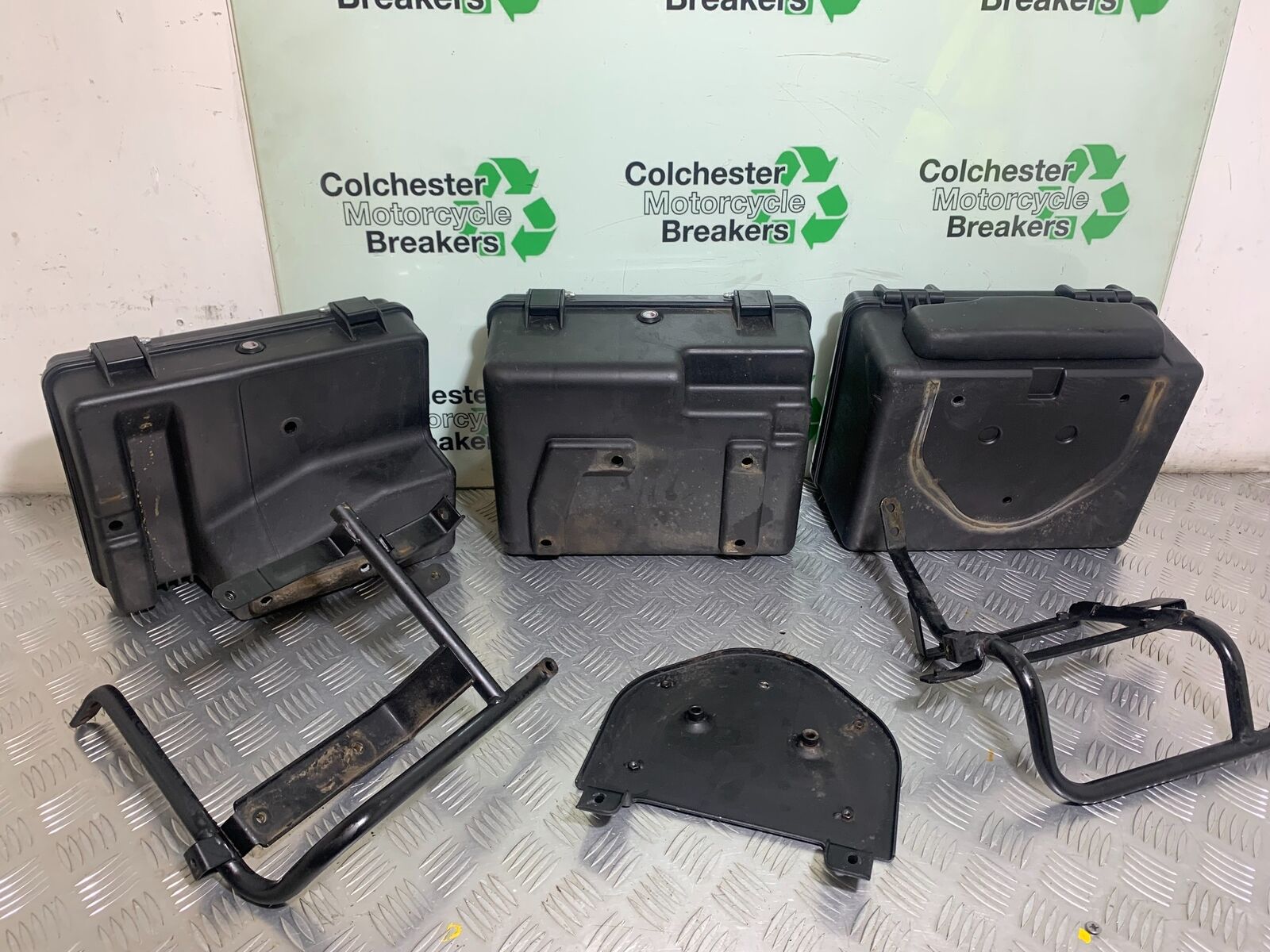 SINNIS TERRAIN 125 TOP BOX PANNIERS RACK   YEAR 2024 (CMB1072)
