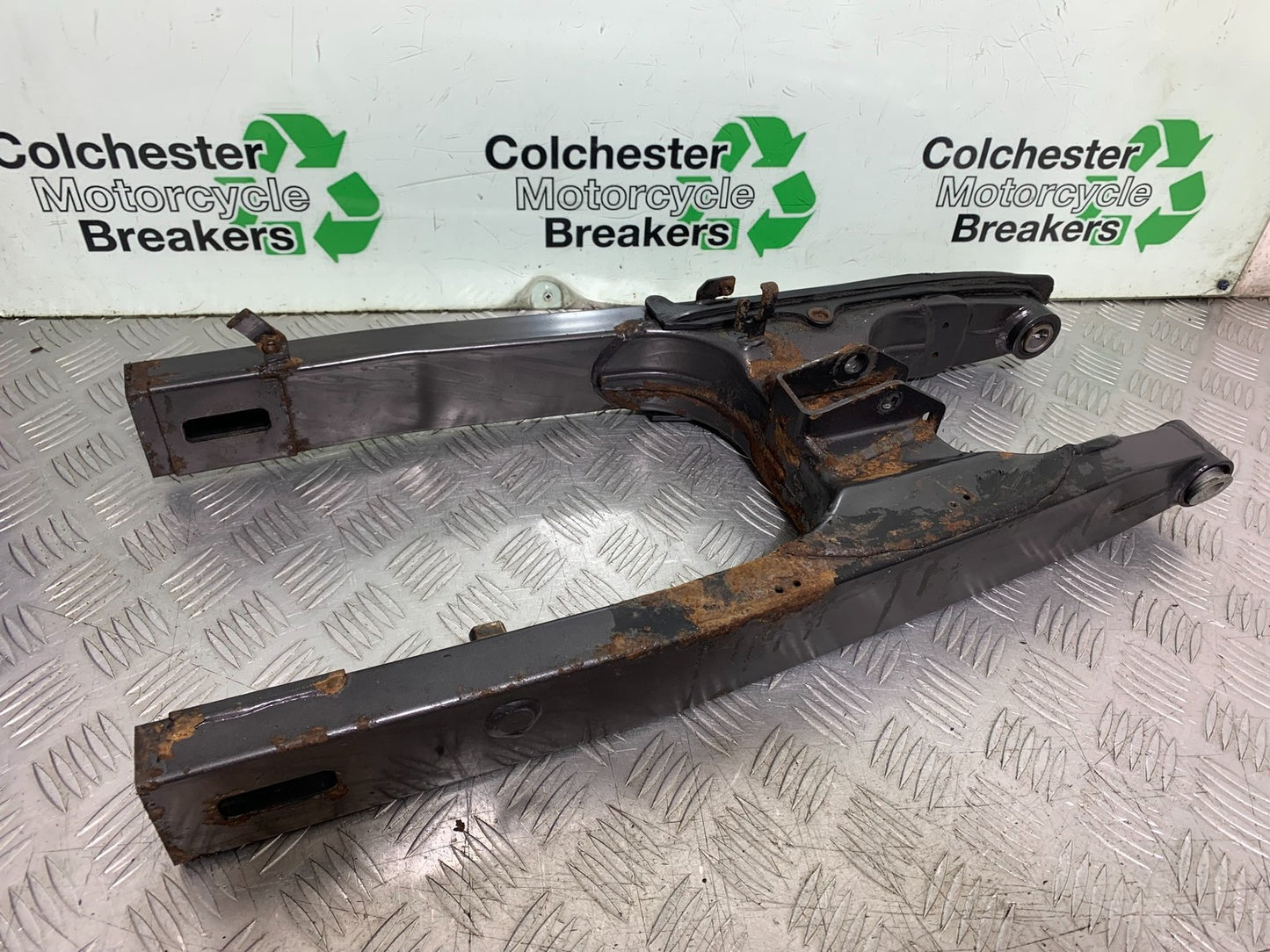 HONDA CBF600 CBF 600 SWINGARM YEAR 2004 -07 (CMB1247)