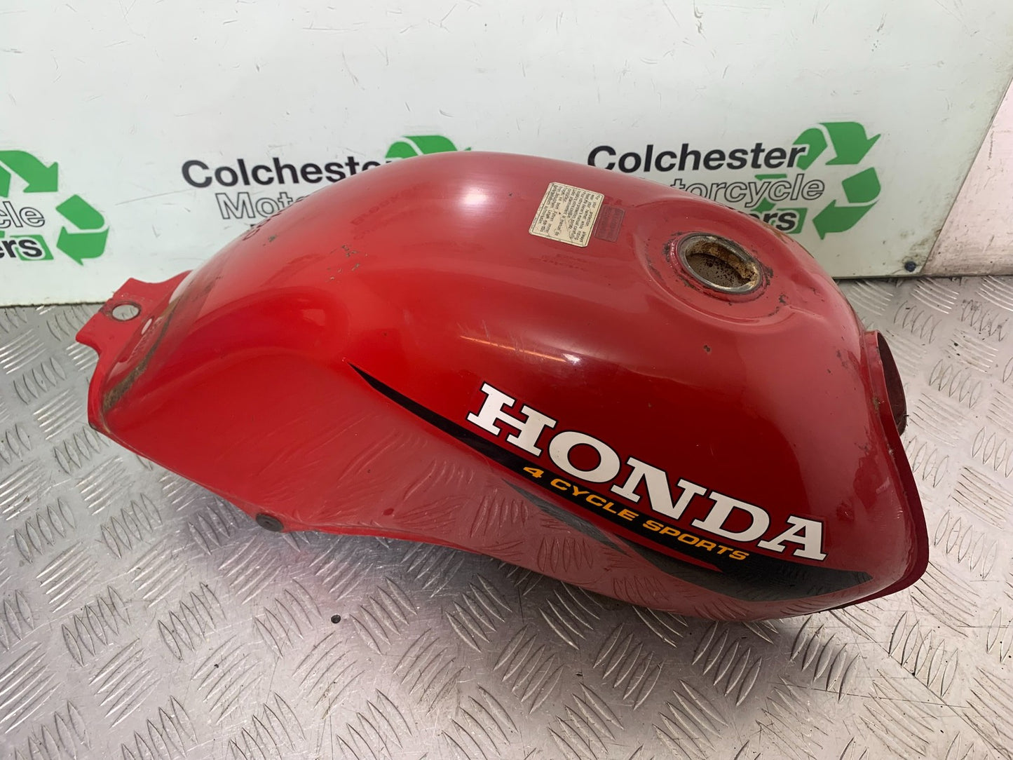 HONDA CG125 CG 125 PETROL TANK  YEAR 1998-2000 (CMB1282)