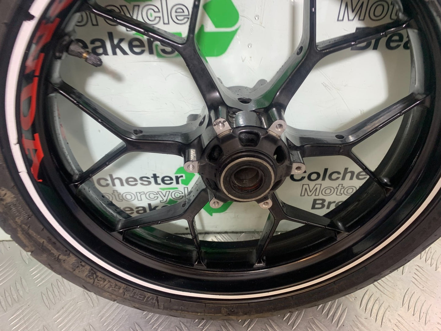 HONDA CBR1000 rr FIREBLADE FRONT WHEEL YEAR 2012-2016 (CMB1198)