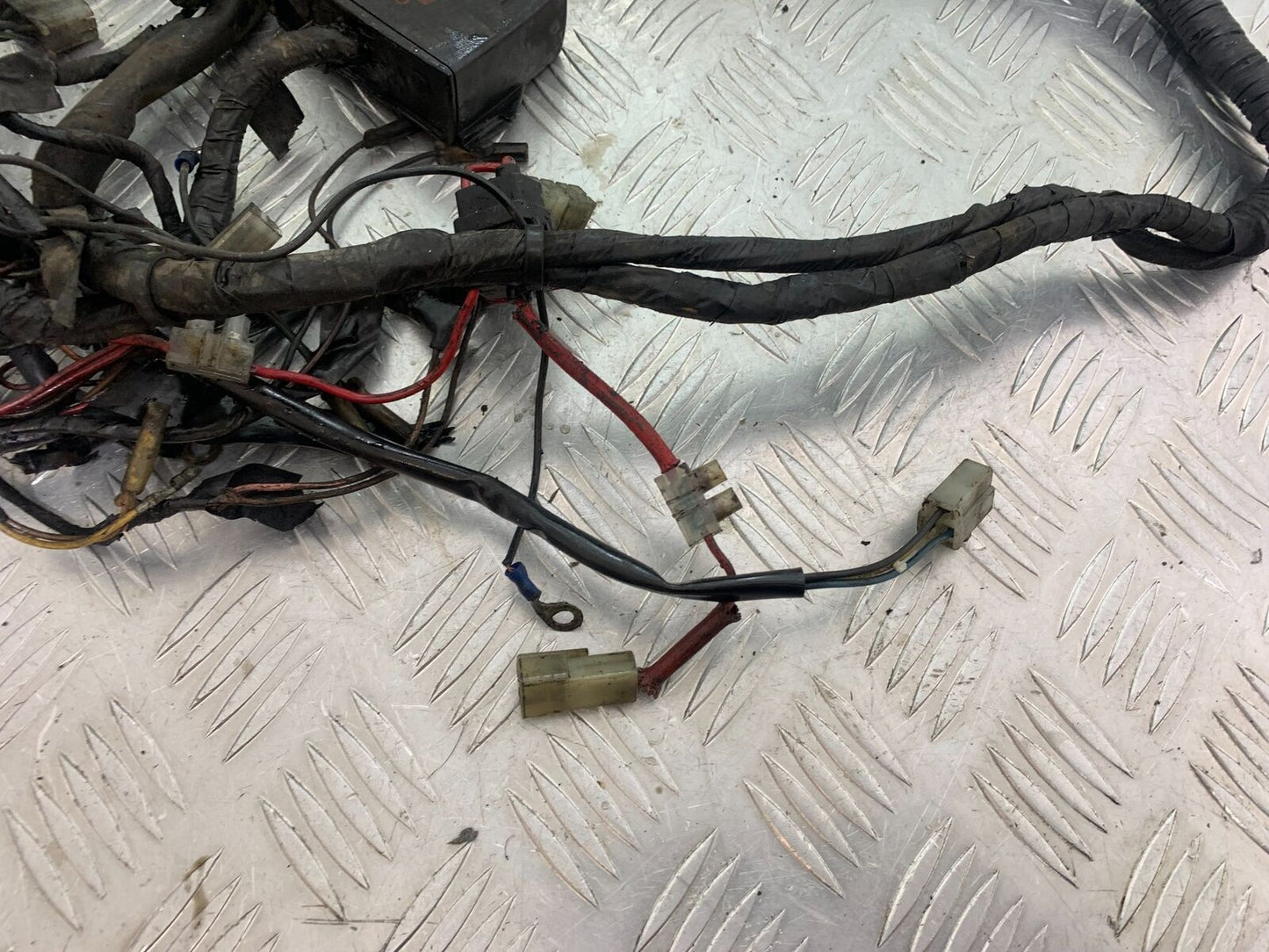 YAMAHA FJ1100 FJ 1100 WIRING LOOM   YEAR 1984-1985 (CMB1101)