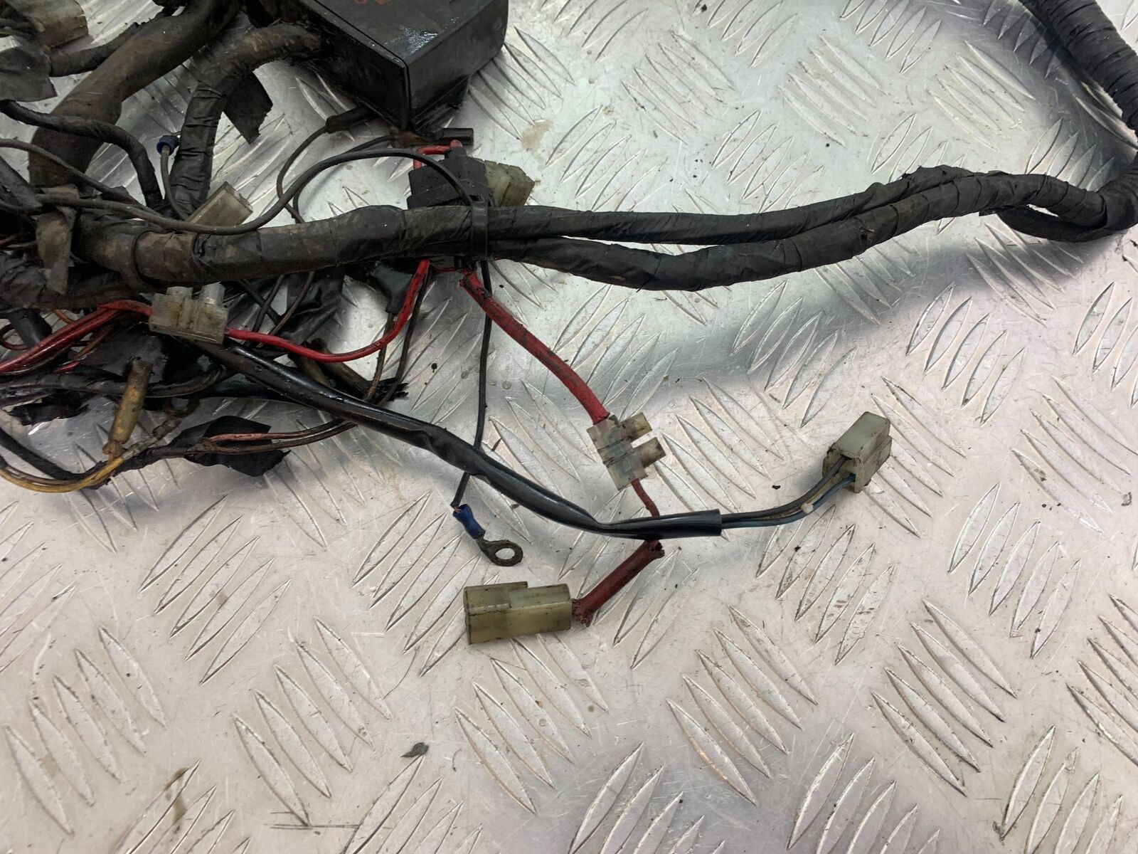 YAMAHA FJ1100 FJ 1100 WIRING LOOM   YEAR 1984-1985 (CMB1101)