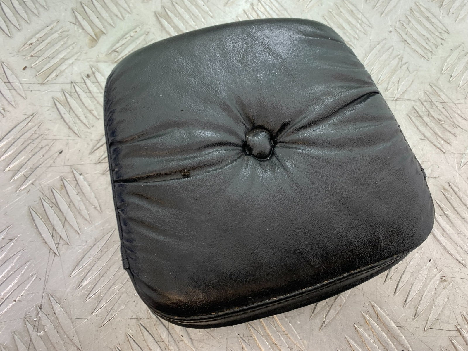YAMAHA XV1100 XV 1100 VIRAGO BACK REST 1990-1999 (CMB1243)