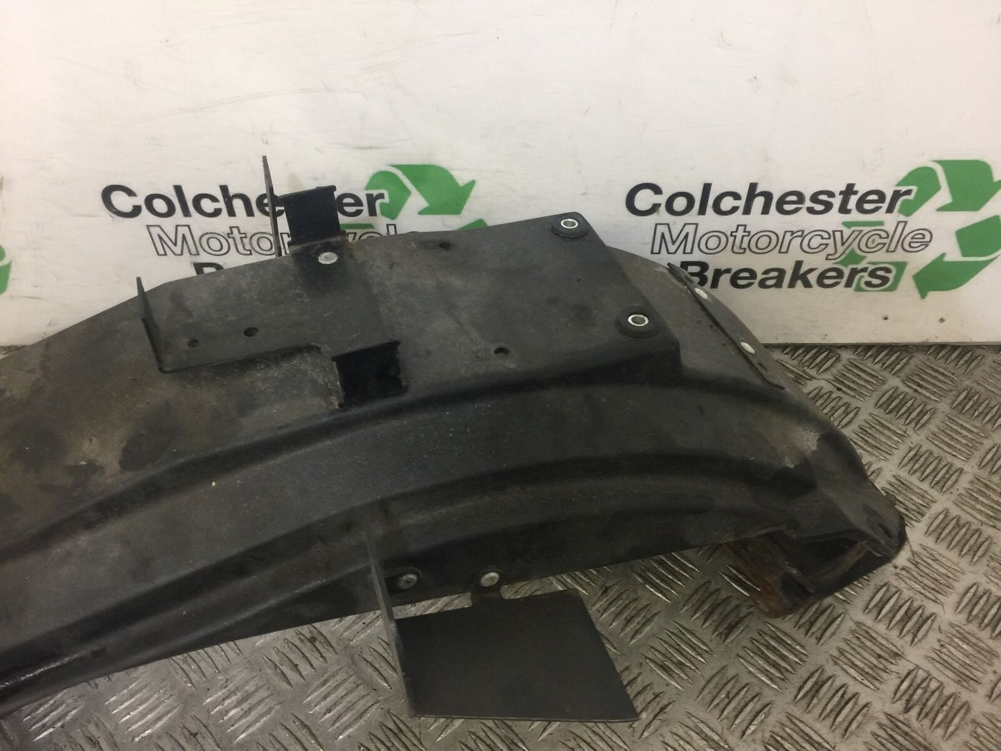TRIUMPH 750 TRIDENT REAR MUDGUARD YEAR 1994 STOCK 396