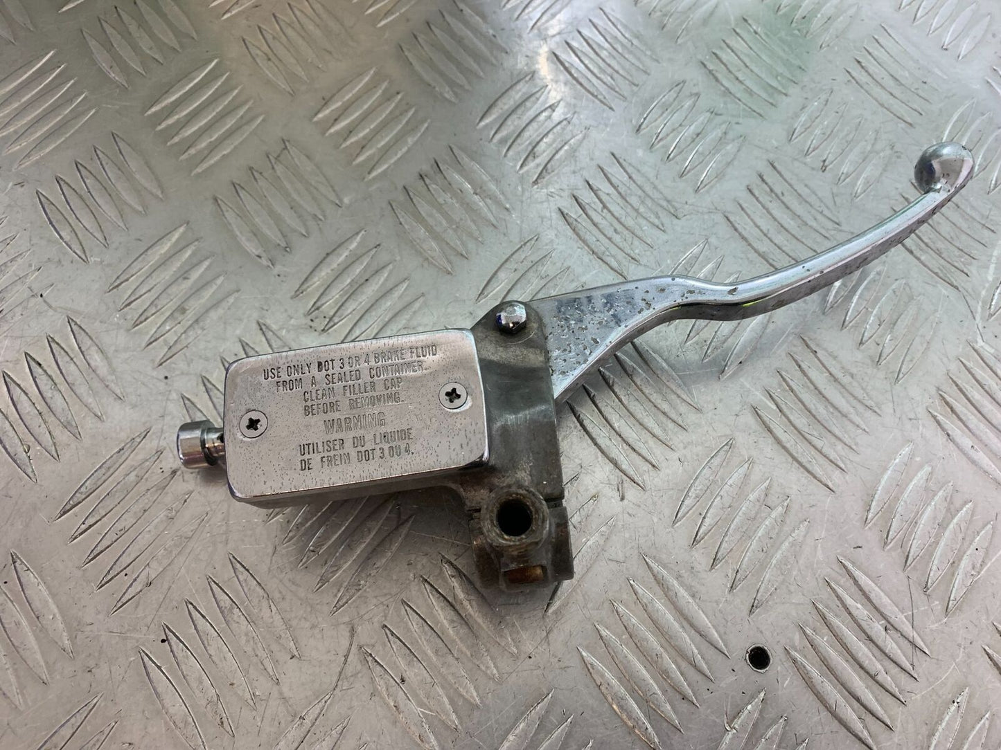 SUZUKI VS1400 VS 1400 INTRUDER BRAKE MASTER CYLINDER  YEAR 1988 (CMB1077)