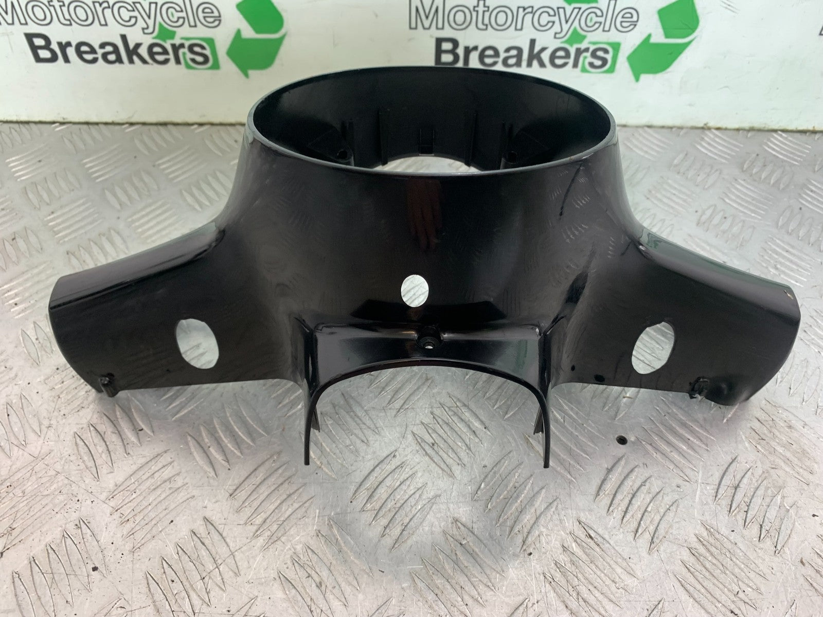 PIAGGIO VESPA GT125 L HEADLIGHT PANEL  YEAR 2003 (CMB1300)