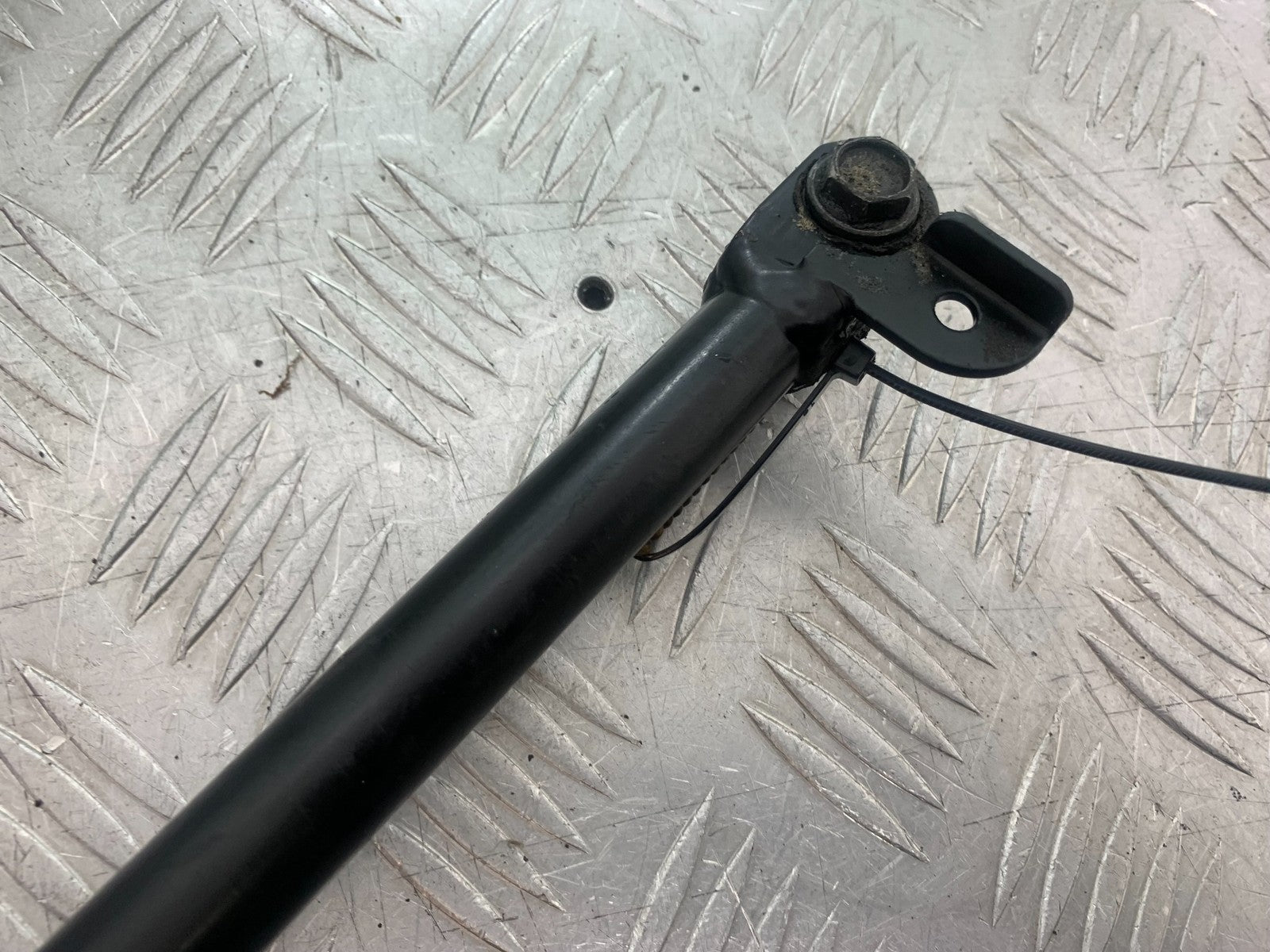 SUZUKI AN 200 UH 200 SIDE STAND  YEAR 2007-2009 (CMB1256)