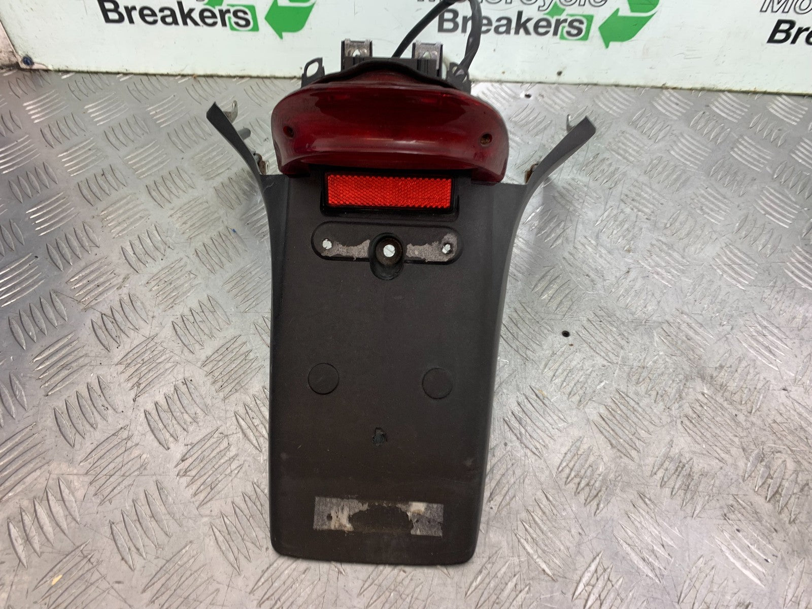 HONDA XL125 VARADERO REAR LIGHT  YEAR 2001-2006  (CMB1304)