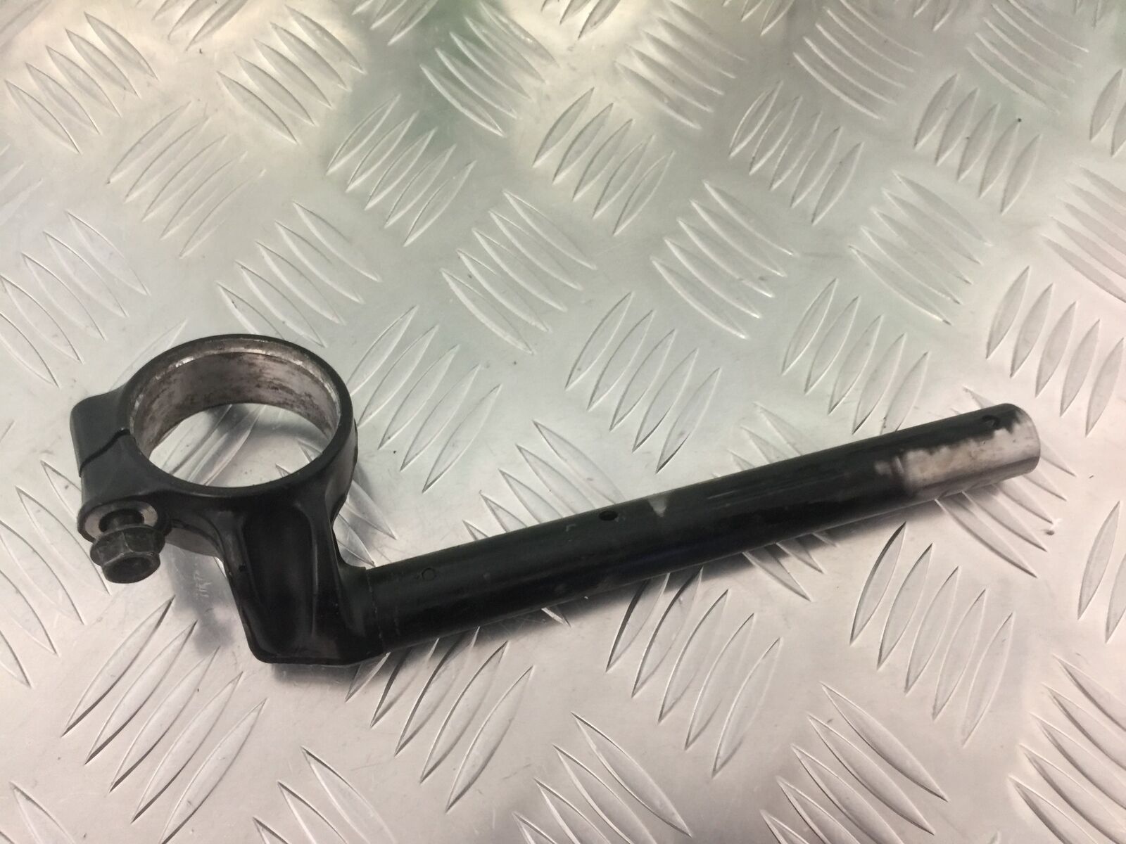 HONDA CBR600 RR RIGHT HANDLEBAR   YEAR 2005-2006 (STOCK 933)