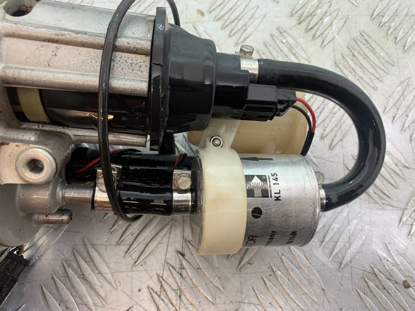 DUCATI 996 SPS 748 916 998 PETROL PUMP 1999-2000 (CMB1209)
