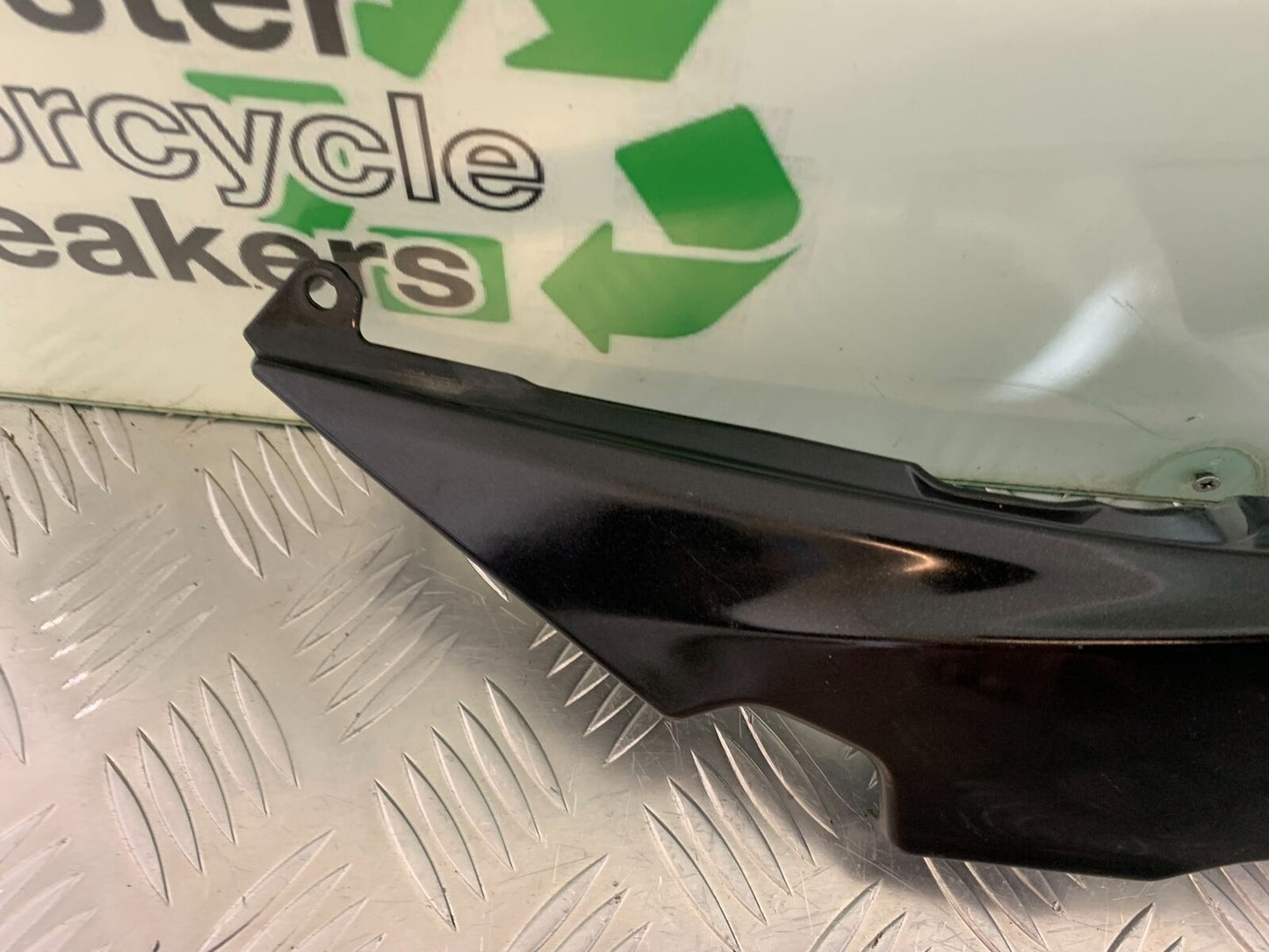 KAWASAKI NINJA 650 LEFT SEAT PANEL YEAR 2017-2019 (CMB1018)