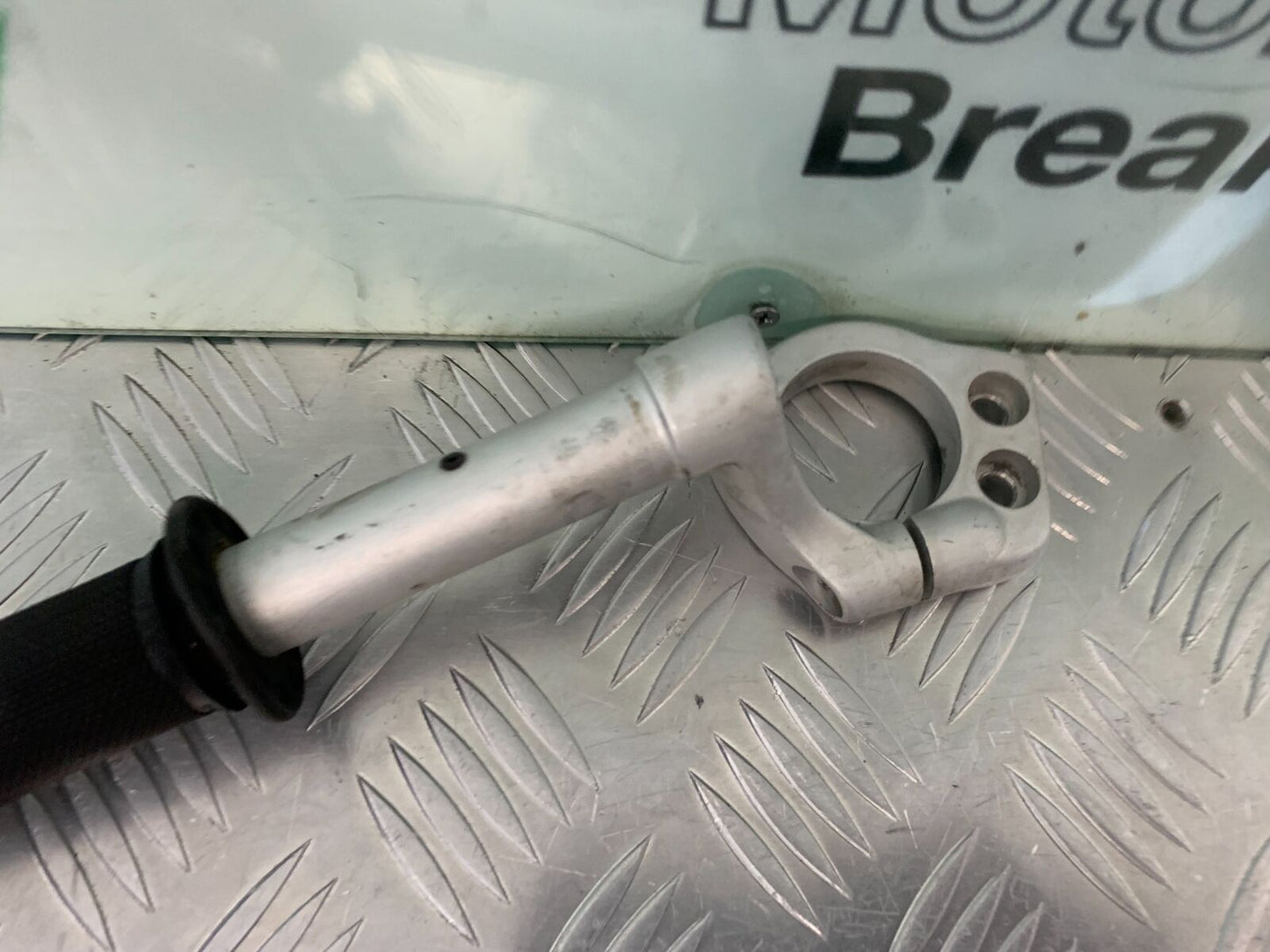 TRIUMPH 955I SPRINT RS LEFT HANDLEBAR  YEAR 1999-04 (STOCK 989)