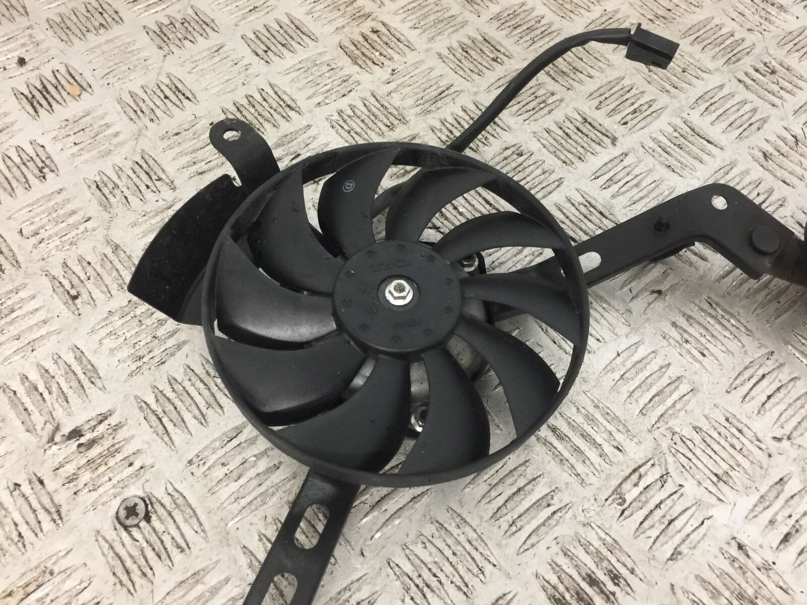 YAMAHA MT07 MT-07 RADIATOR FAN   YEAR 2019 (STOCK 784)