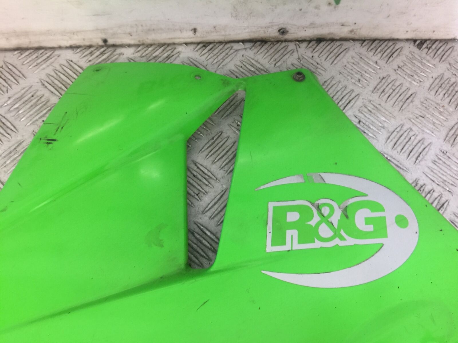KAWASAKI ZX6R RIGHT LOWER FAIRING PANEL  YEAR 2009-2012  (STOCK 626)