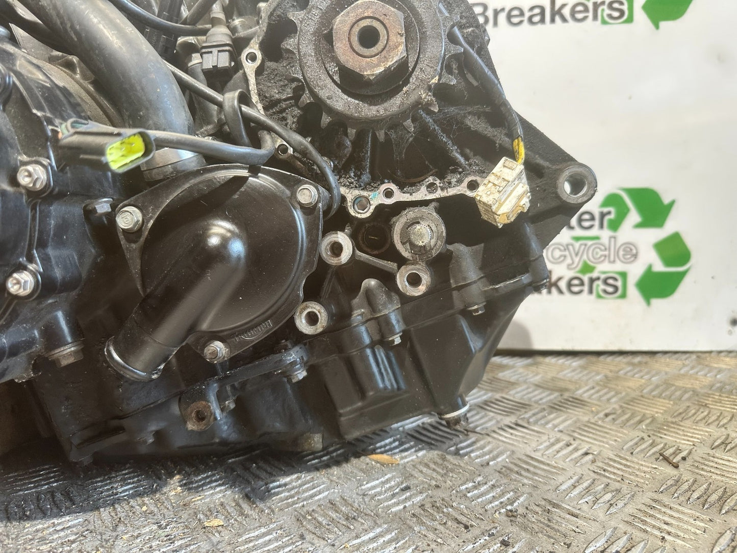TRIUMPH SPEED TRIPLE R 1050 ENGINE 2007 - 2009 (CMB1183)