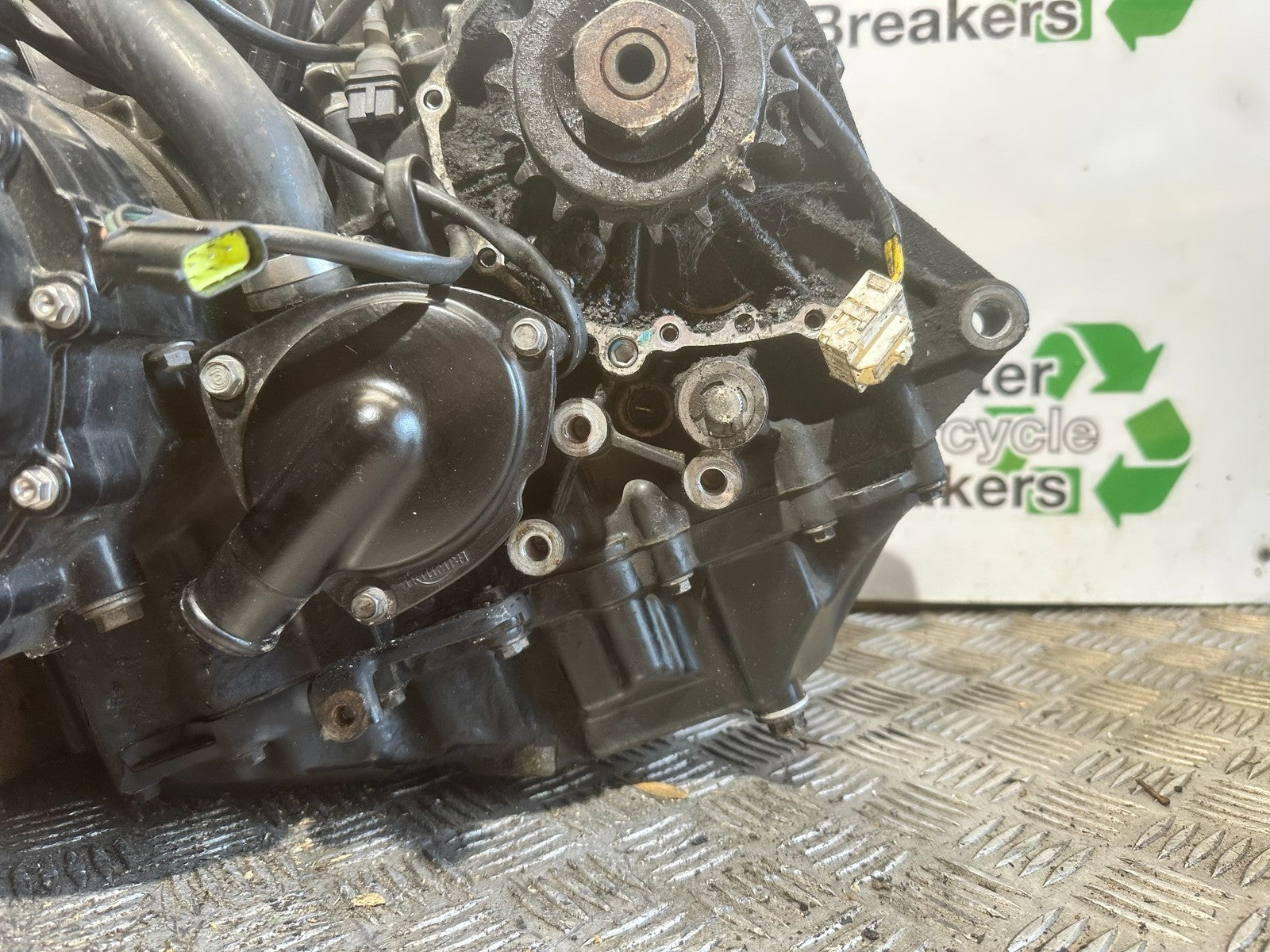 TRIUMPH SPEED TRIPLE R 1050 ENGINE 2007 - 2009 (CMB1183)