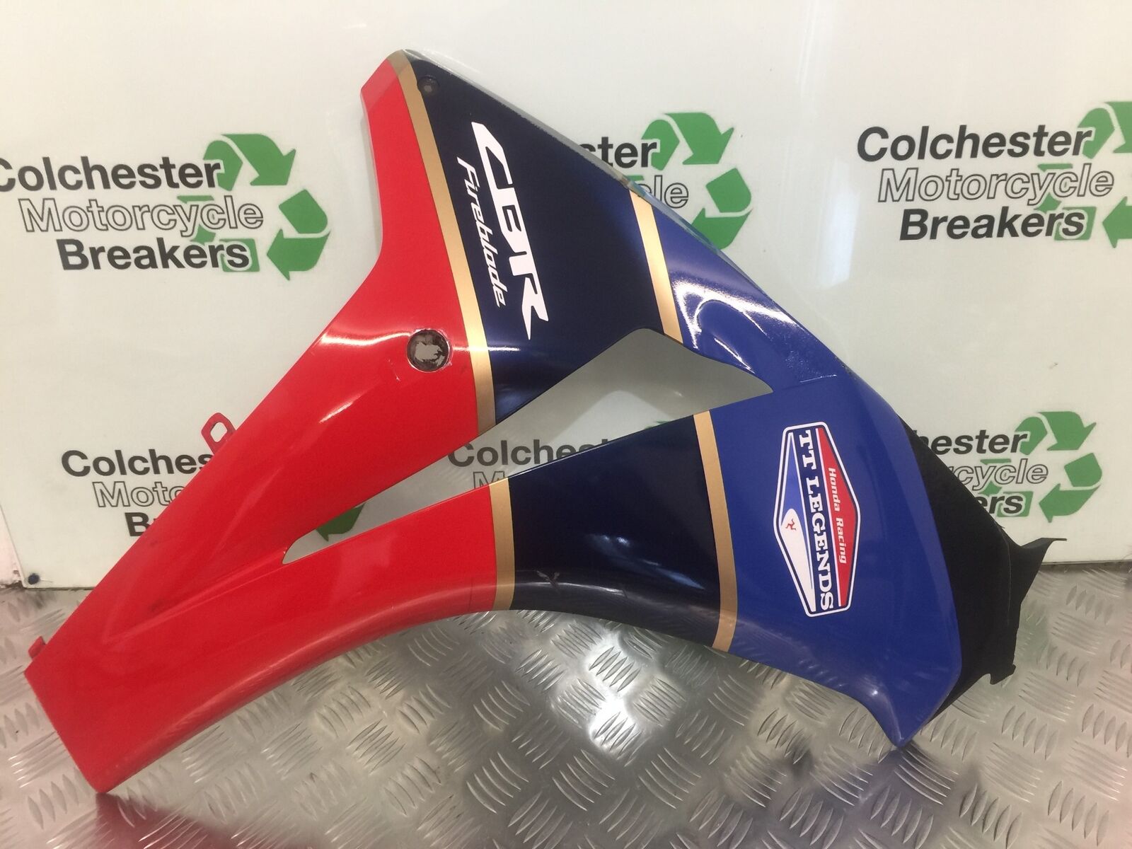 HONDA CBR1000 rr FIREBLADE RIGHT FAIRIG PANEL   2008-2011 (STOCK 930)