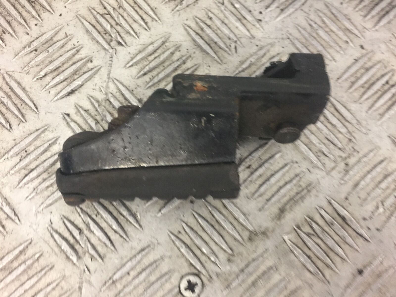 HONDA NX650 NX 650 DOMINATOR FRONT LEFT PEG YEAR 2000