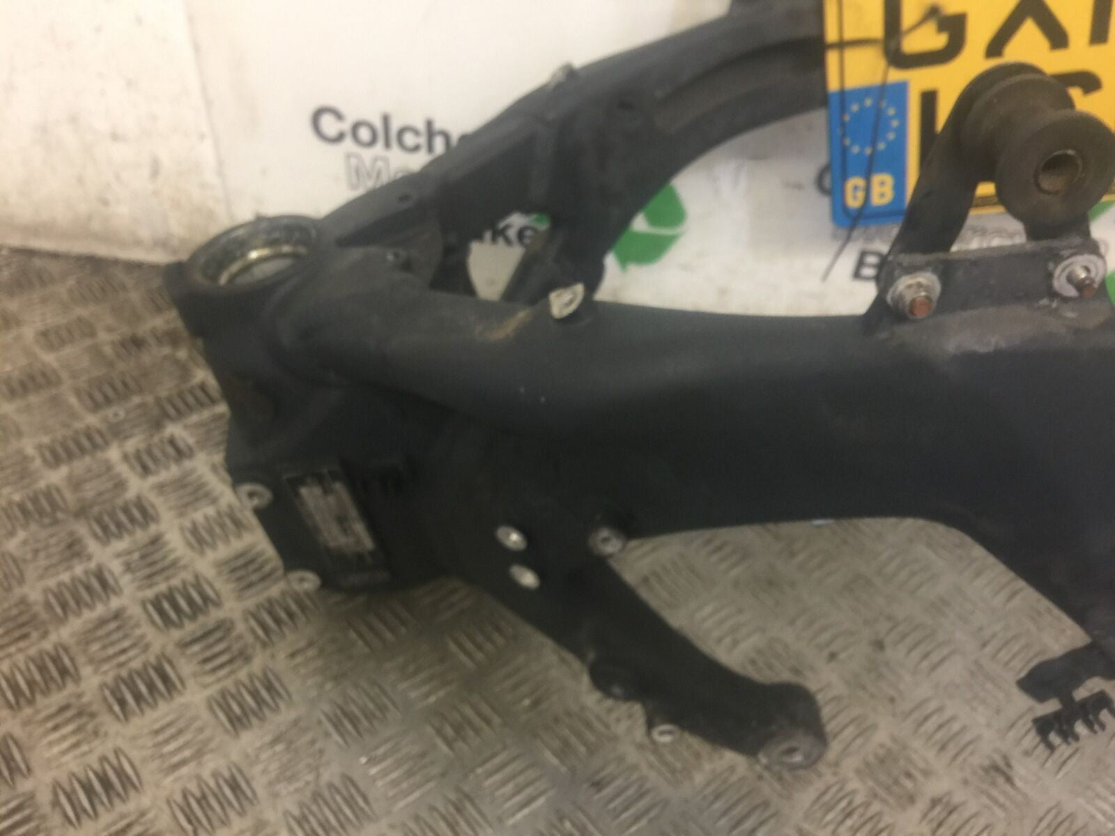 TRIUMPH TROPHY 1215 SE FRAME REG LOG BOOK  YEAR 2012-2017 (STOCK 567)