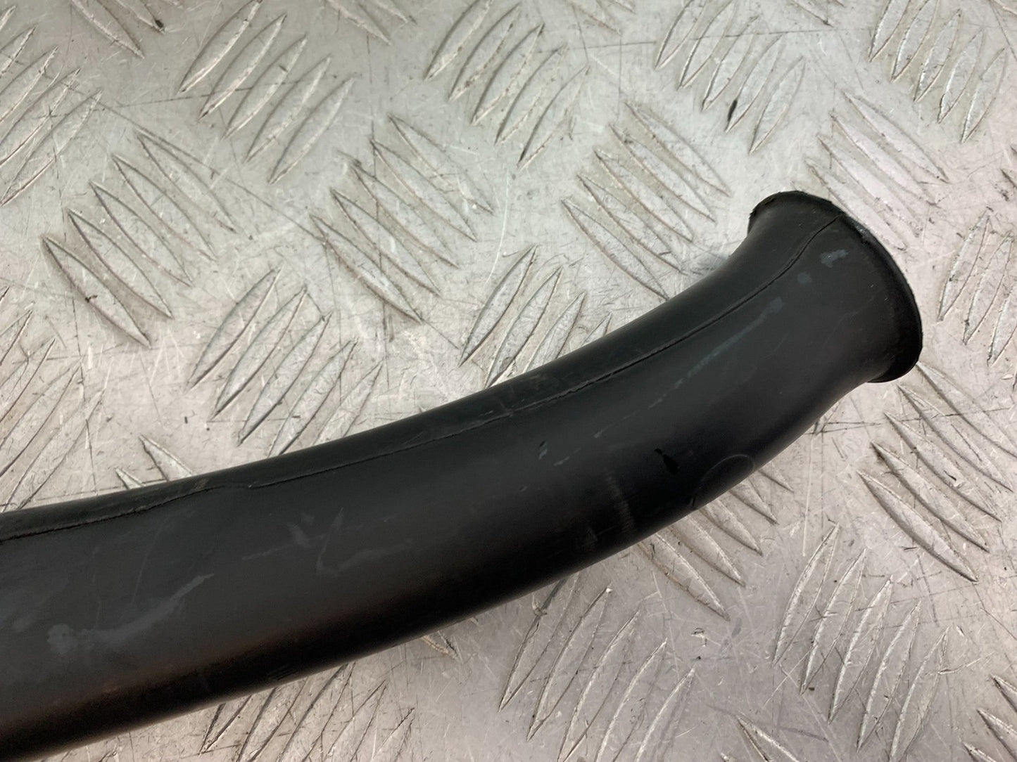 BMW F800 GT AIR TUBE   YEAR 2013-2017 (CMB1248)