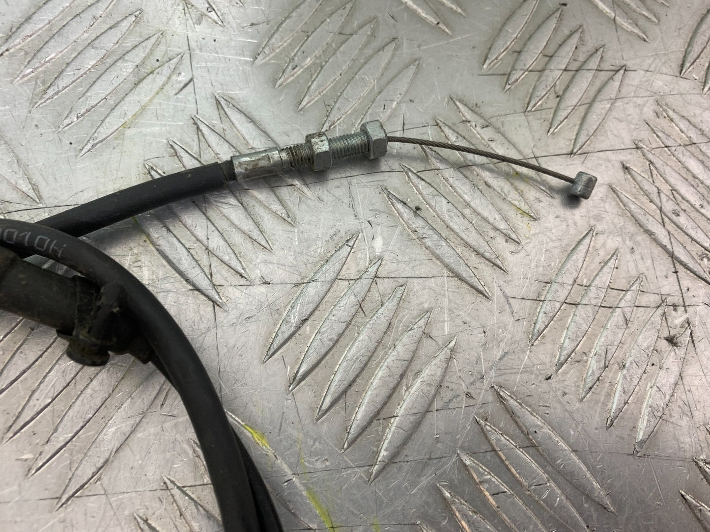 BSA 650 GOLD STAR THROTTLE CABLE  YEAR 2022-2025 (CMB1262)