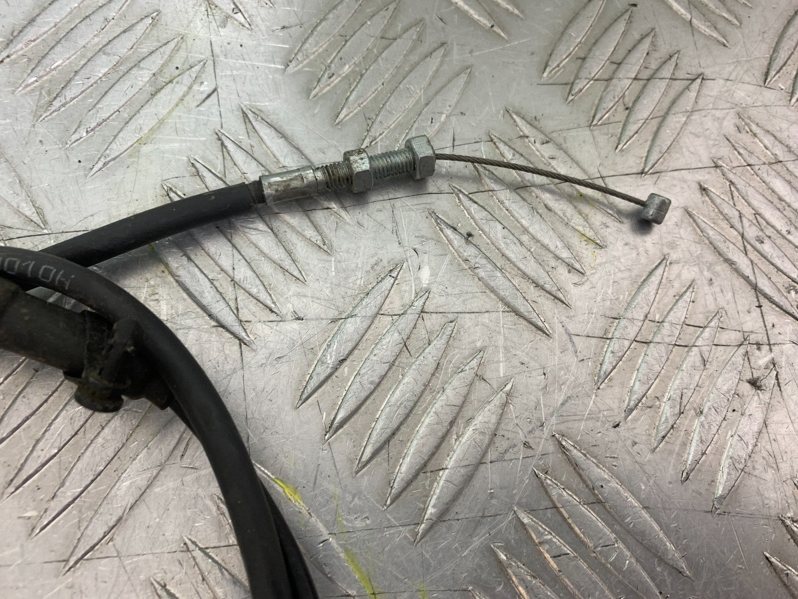 BSA 650 GOLD STAR THROTTLE CABLE  YEAR 2022-2025 (CMB1262)