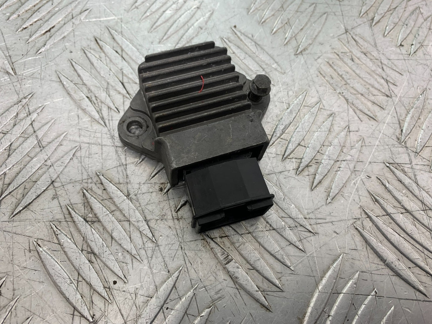 HONDA CB600 CB 600 HORNET REGULATOR   YEAR 1998-2002 (CMB1297)
