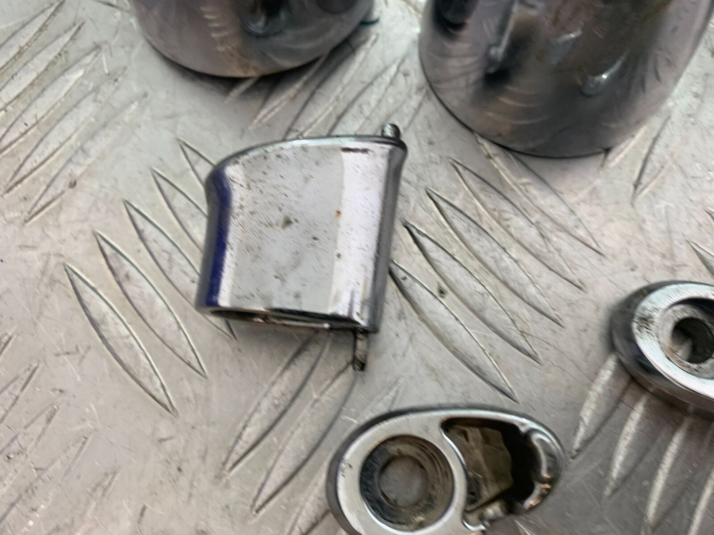 TRIUMPH THUNDERBIRD 1600 INDICATORS (DAMAGED)  YEAR 2011 (CMB1107)