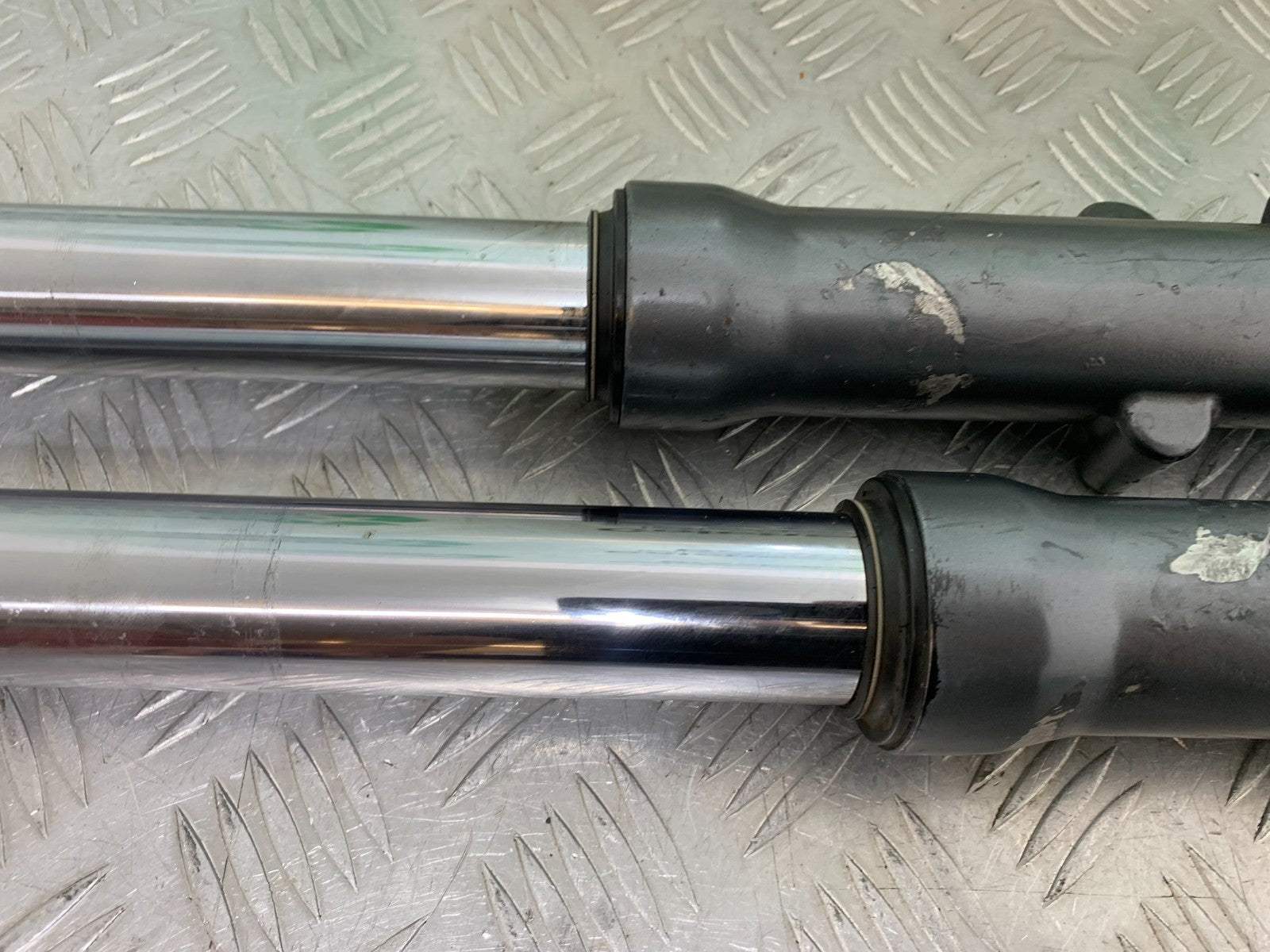 KAWASAKI ZZR1100 D FORKS  YEAR 1993-2001 (CMB1189)
