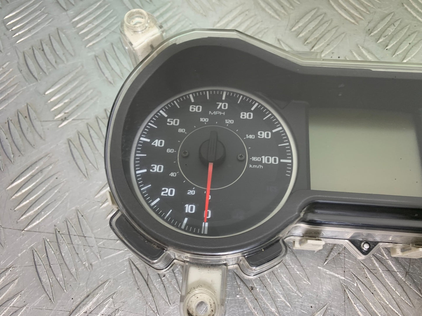 YAMAHA XMAX 300 CLOCKS SPEEDO DASH  YEAR 2017-2020 (CMB1218)