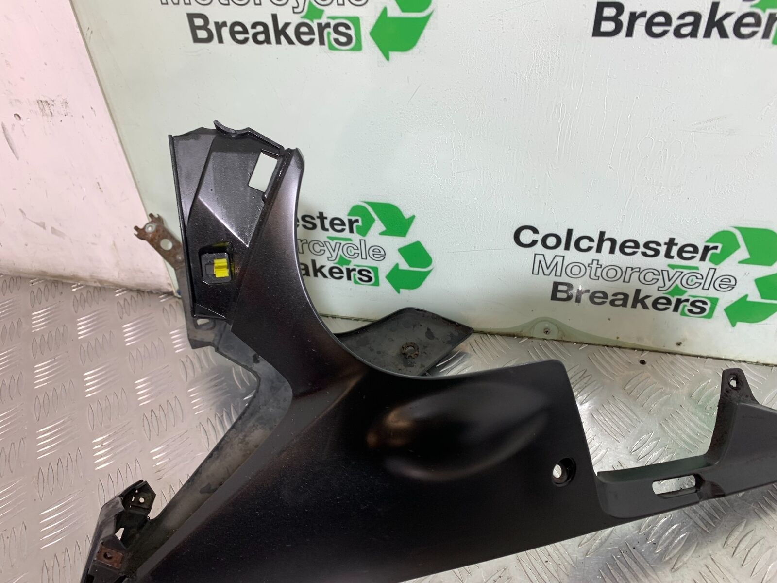 HONDA CBR500R CBR 500 R BELLYPAN YEAR 2012-16 (CMB1048)