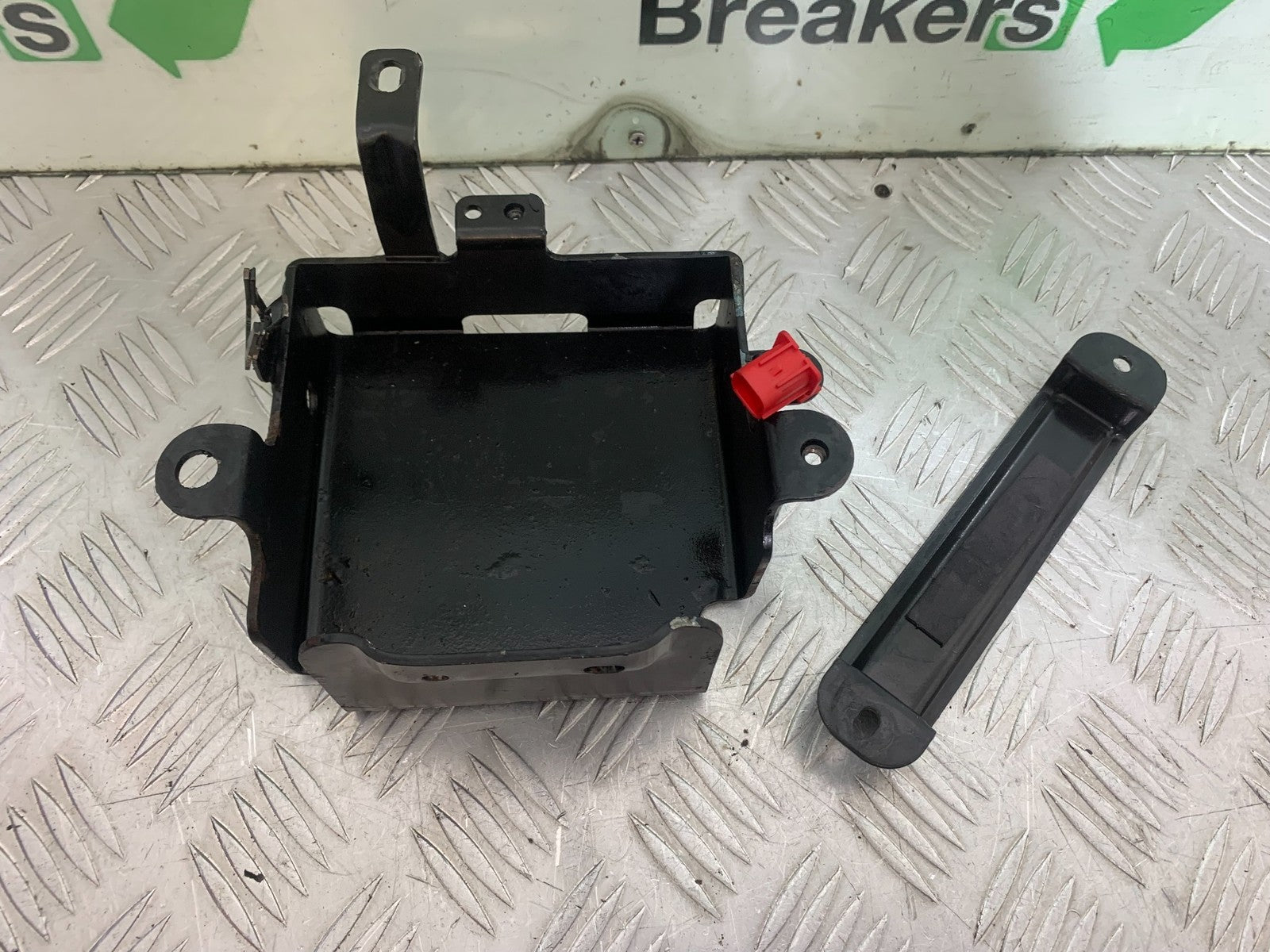 BSA 650 GOLD STAR BATTERY BOX  YEAR 2022-2025 (CMB1262)