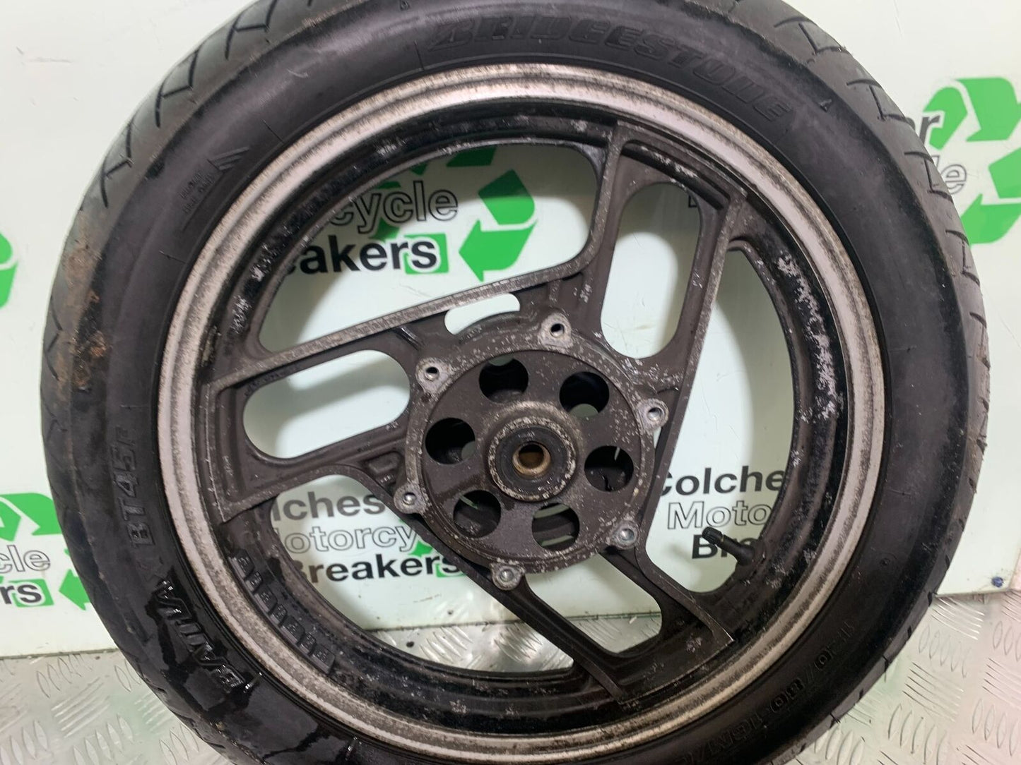 YAMAHA FJ1100 FJ 1100 FRONT WHEEL  YEAR 1984-1985 (CMB1101)