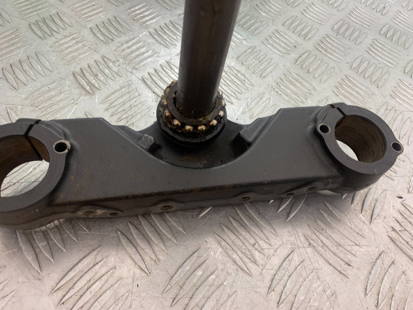 YAMAHA XVS 1300 MIDNIGHT STAR BOTTOM YOKE YEAR 2007-16 (CMB1200)