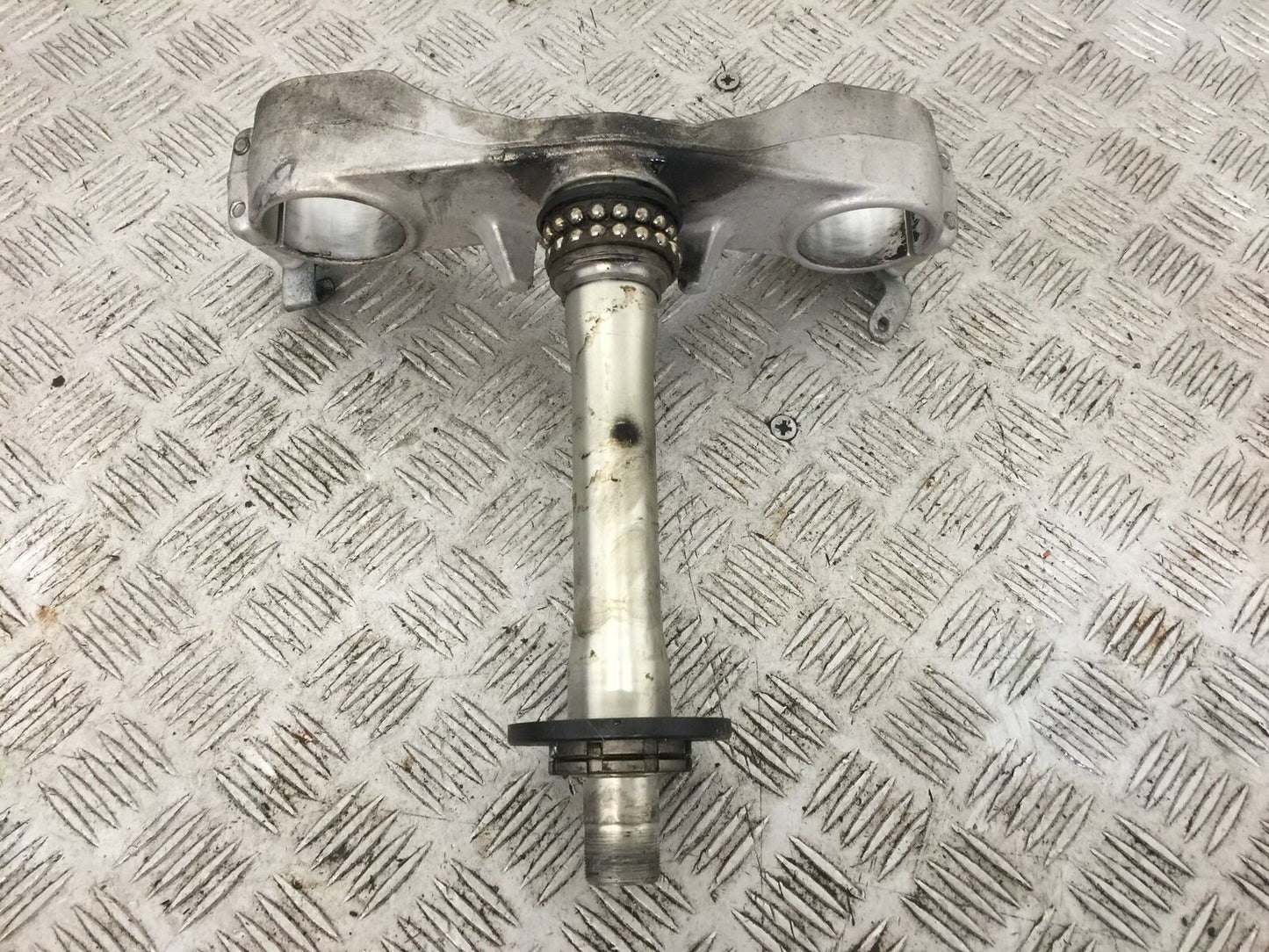 KAWASAKI ZZR1400 ZZR 1400 BOTTOM YOKE   YEAR 2007-11(STOCK 893)