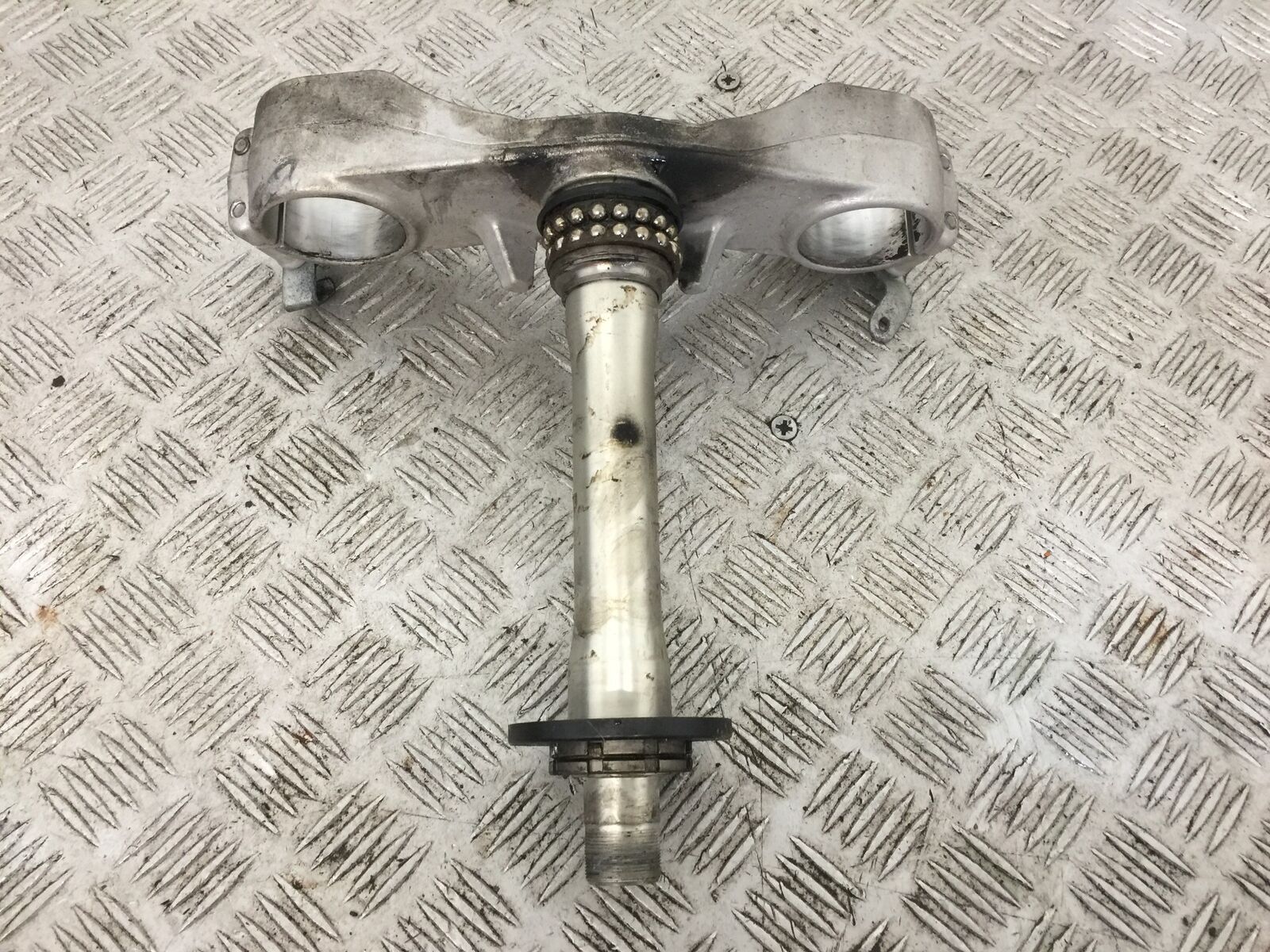 KAWASAKI ZZR1400 ZZR 1400 BOTTOM YOKE   YEAR 2007-11(STOCK 893)