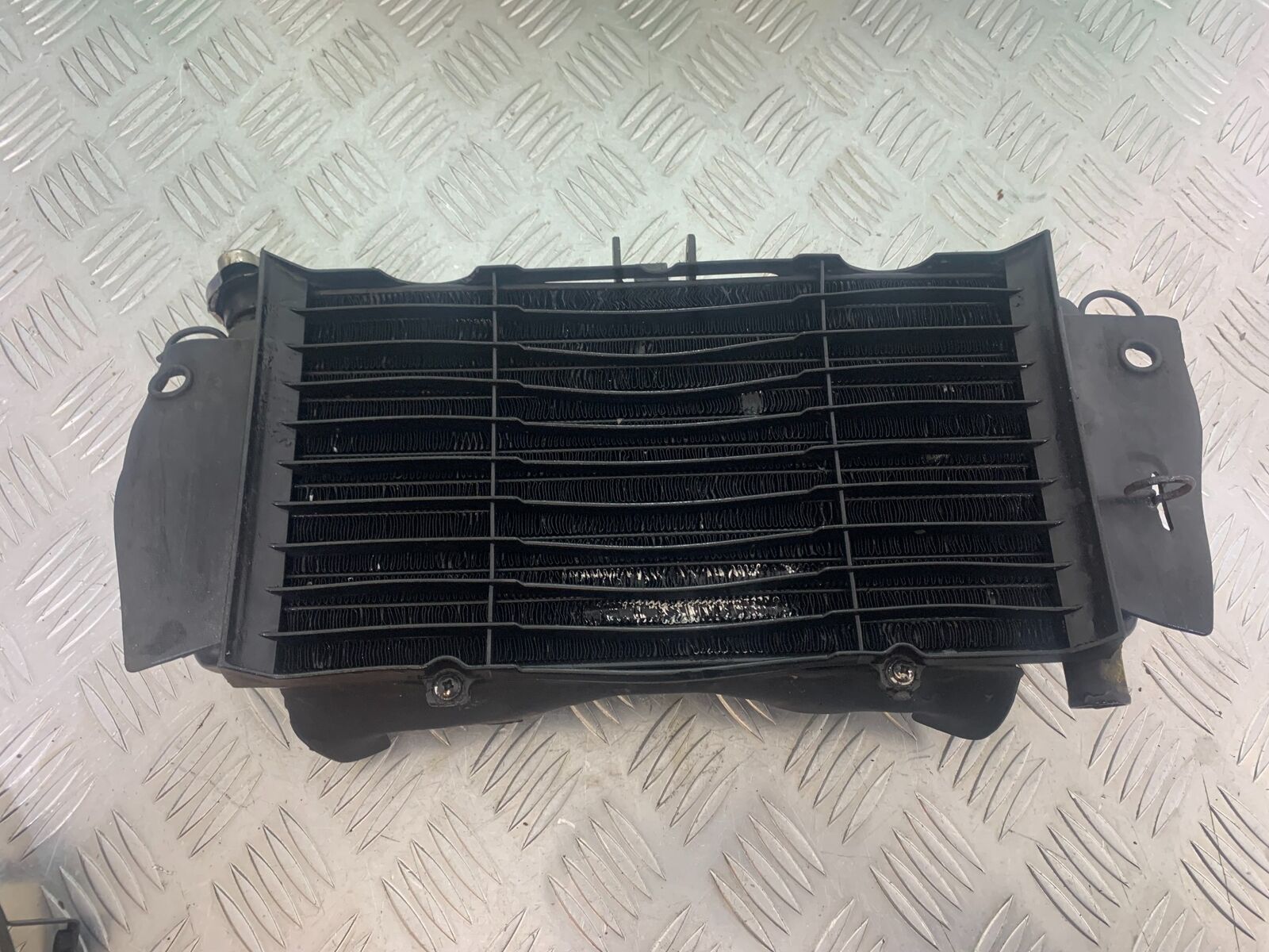 HONDA VFR400 VFR 400 NC21 RADIATOR   YEAR 1986-87 (CMB1043)