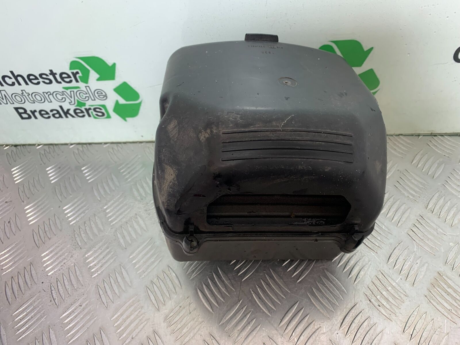 SUZUKI SV1000 SV 1000 K4 AIRBOX   YEAR 2003-2007 (CMB1042)