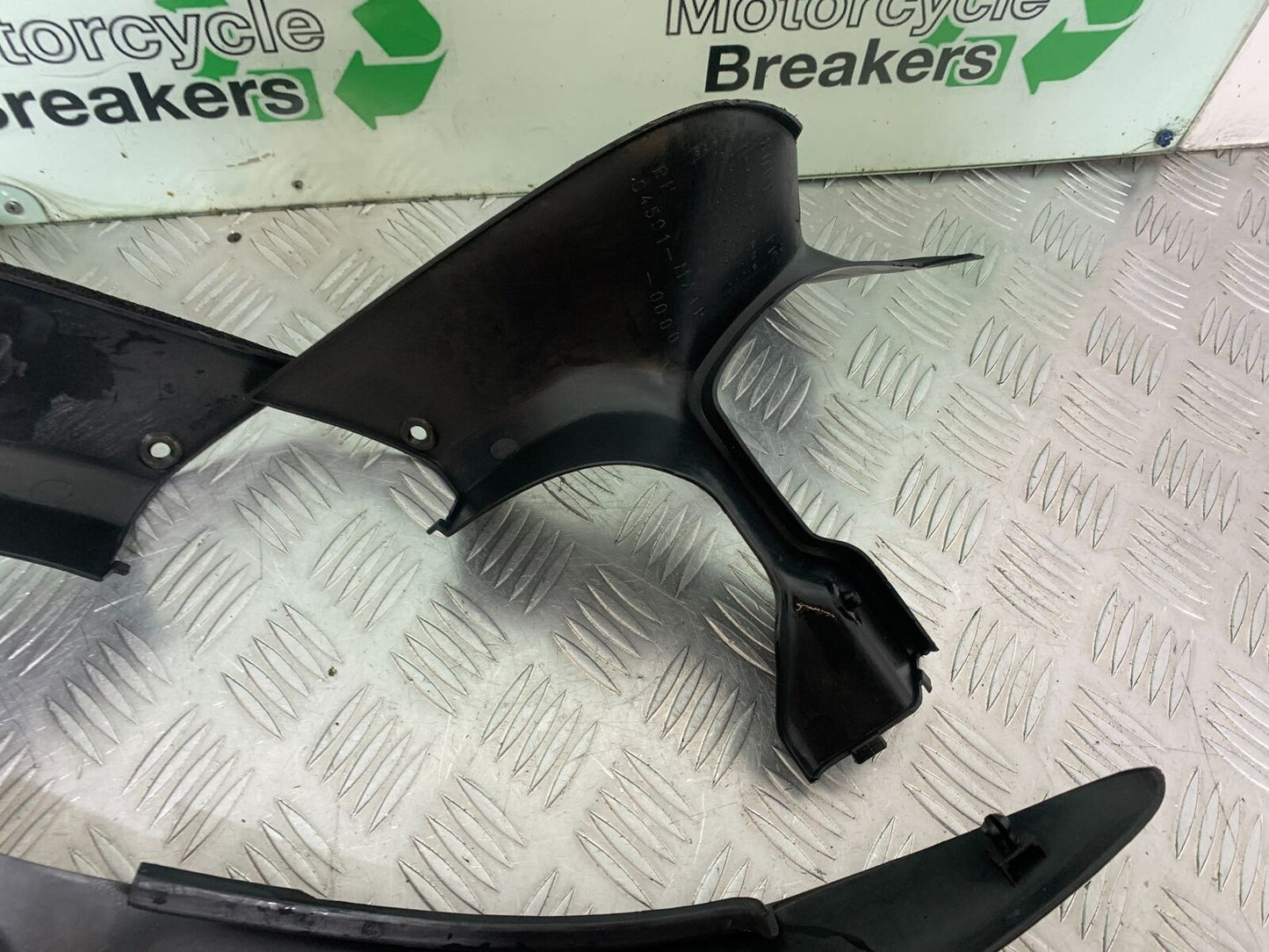 HONDA CBR1100 BLACKBIRD TOP FAIRING INFILLS  YEAR 1999-2005 (CMB1103)