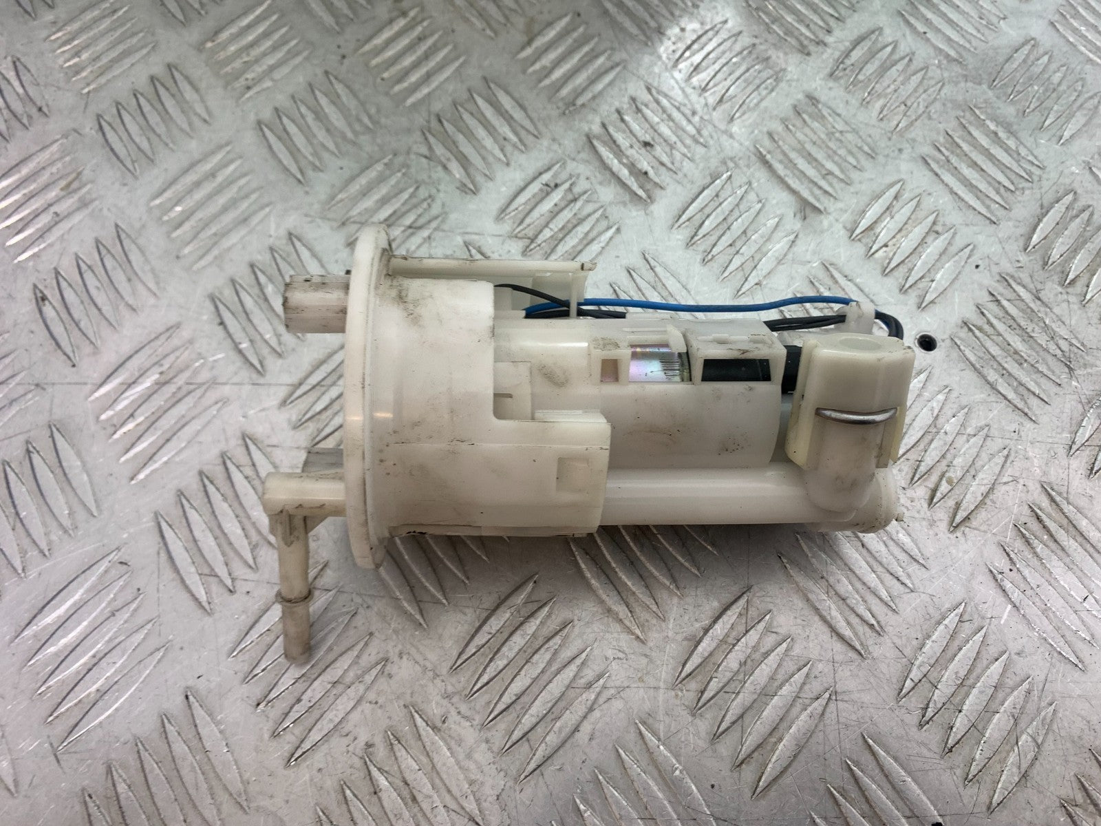 TRIUMPH TIGER 800 XRT PETROL PUMP 2018-2020 (CMB1193)