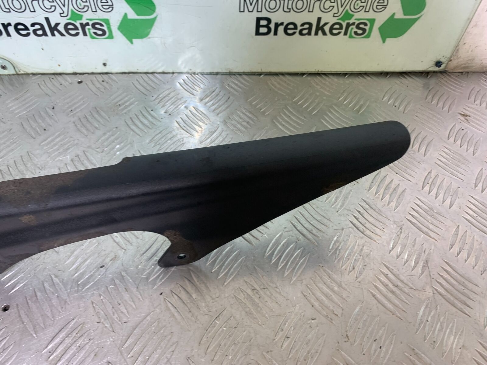 SUZUKI SV650 X SV 650 X CHAIN GUARD  YEAR 2018-2022  (CMB1081)