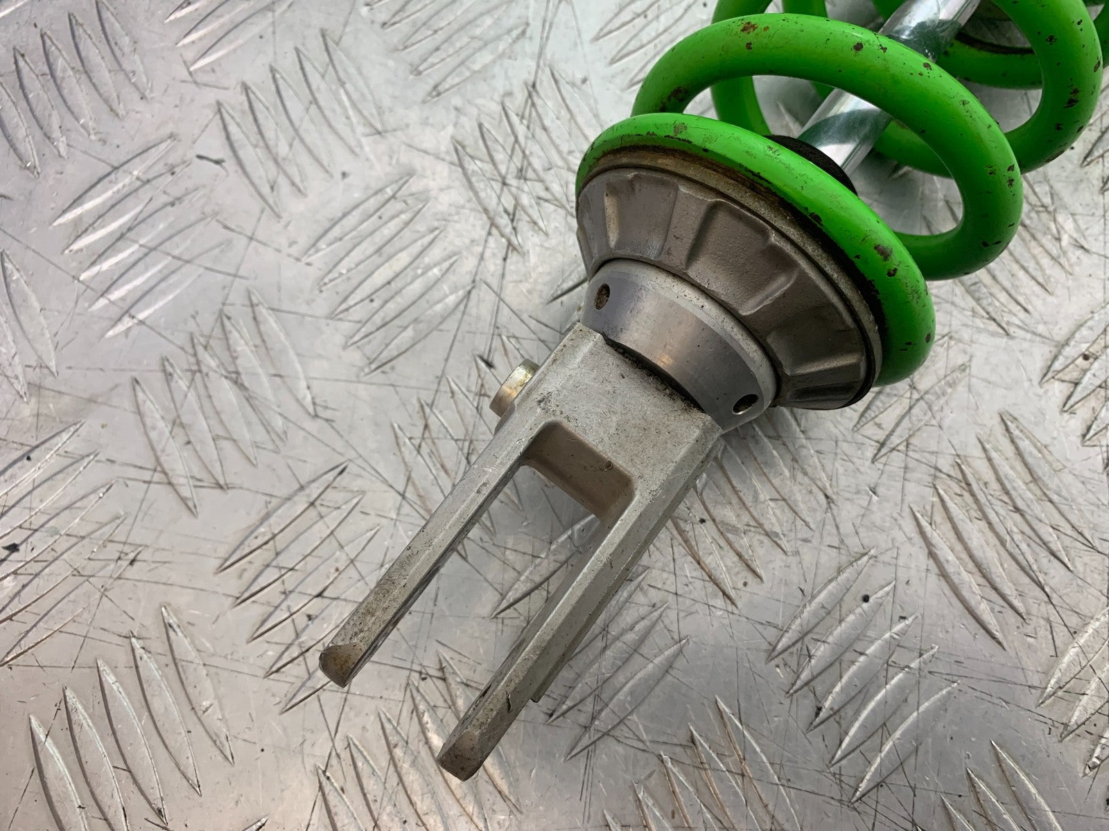 KAWASAKI KXF450 KXF 450 REAR SHOCK  YEAR 2013 CMB1217)