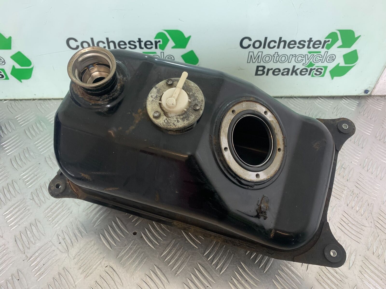 SUZUKI AN400 AN 400 BURGMAN PETROL TANK  YEAR 2017-2024 (CMB1118)