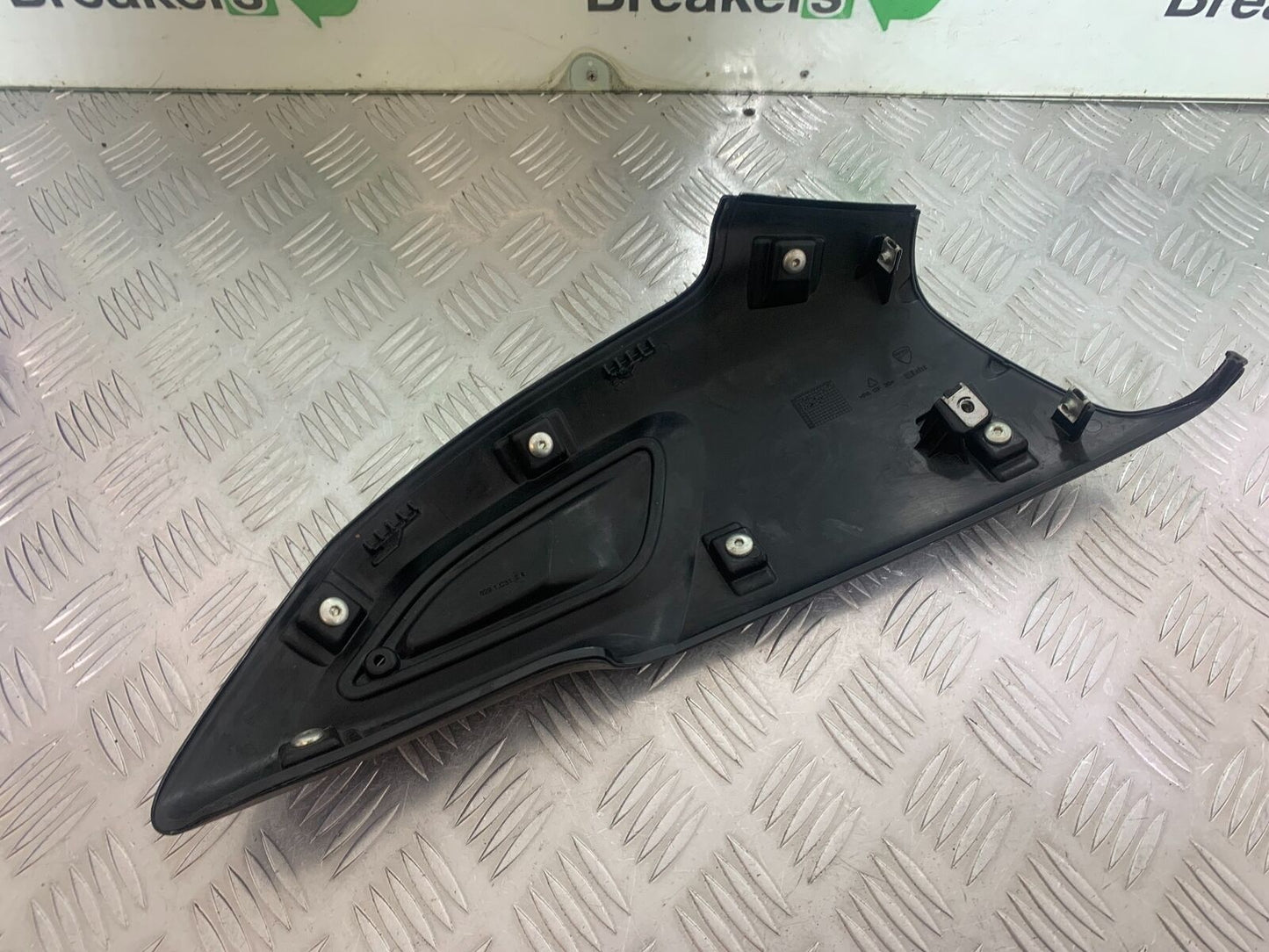 DUCATI DIAVEL 1200 LEFT AIR DUCT COVER   YEAR 2014-17 (CMB1054)