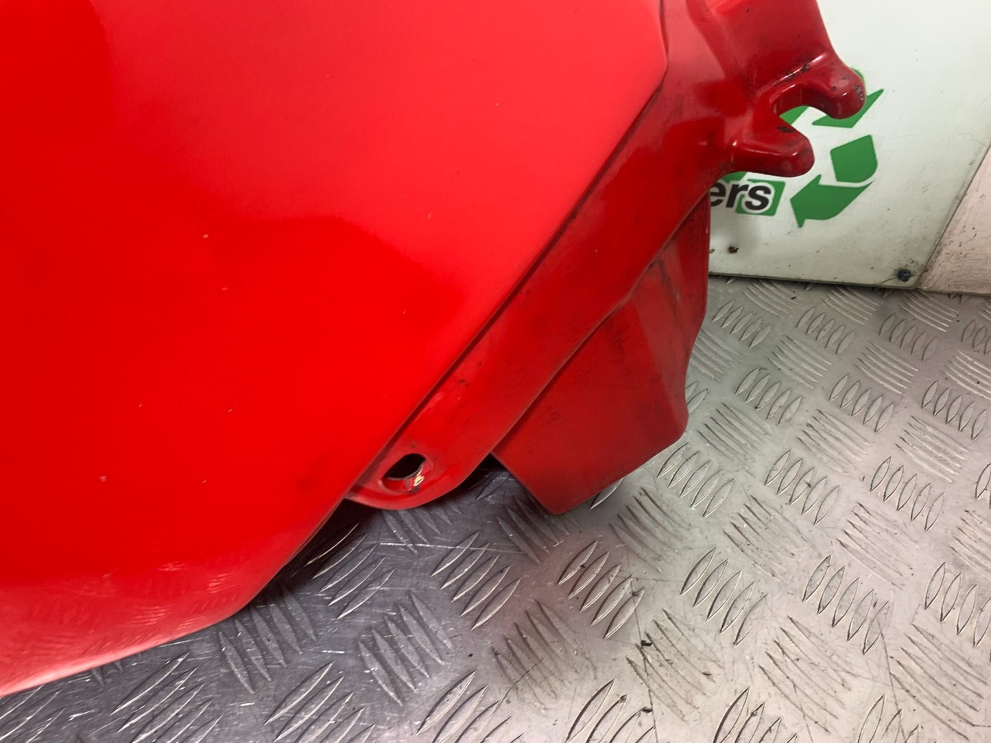TRIUMPH 955i SPRINT ST PETROL TANK   1999-2004 (CMB1176)