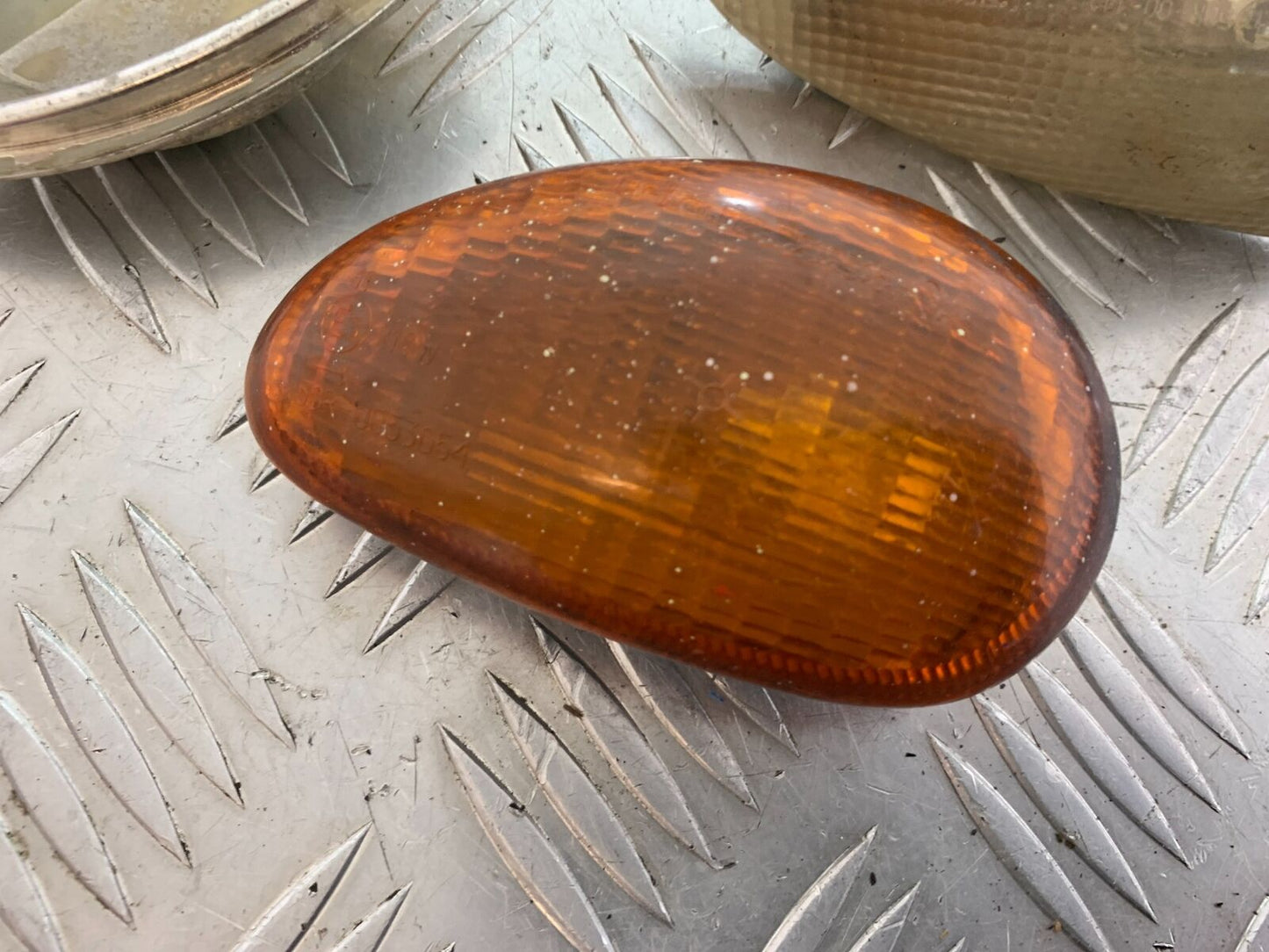 VESPA 125 ET4 INDICATORS  YEAR 1997-2000  (CMB1068)