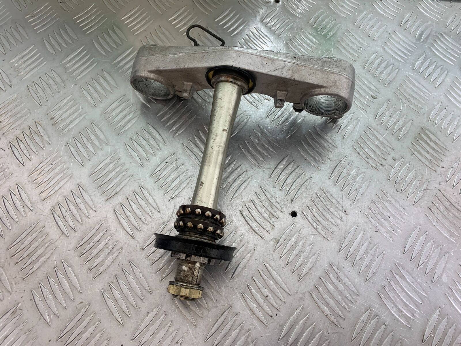 SUZUKI SV1000 SV 1000 K4 BOTTOM YOKE YEAR 2003-2007 (CMB1042)